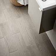 Arrezo Grey Matt Wood effect Porcelain Wall & floor Tile, Pack of 14, (L)600mm (W)150mm