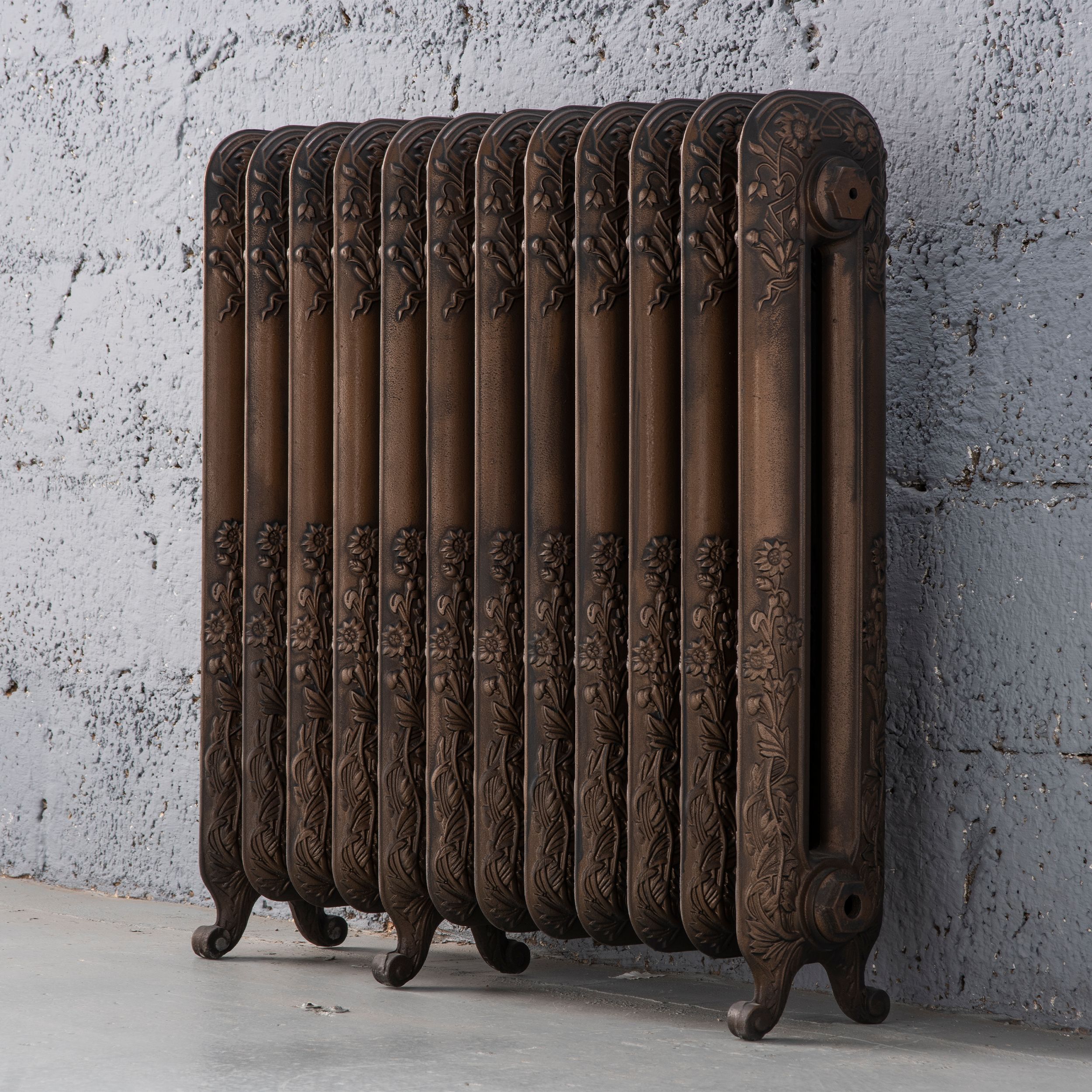 Arroll Daisy Cast iron Bronze 12 Column Radiator, (W)814mm x (H)794mm Price Comparisons | Compare The Build