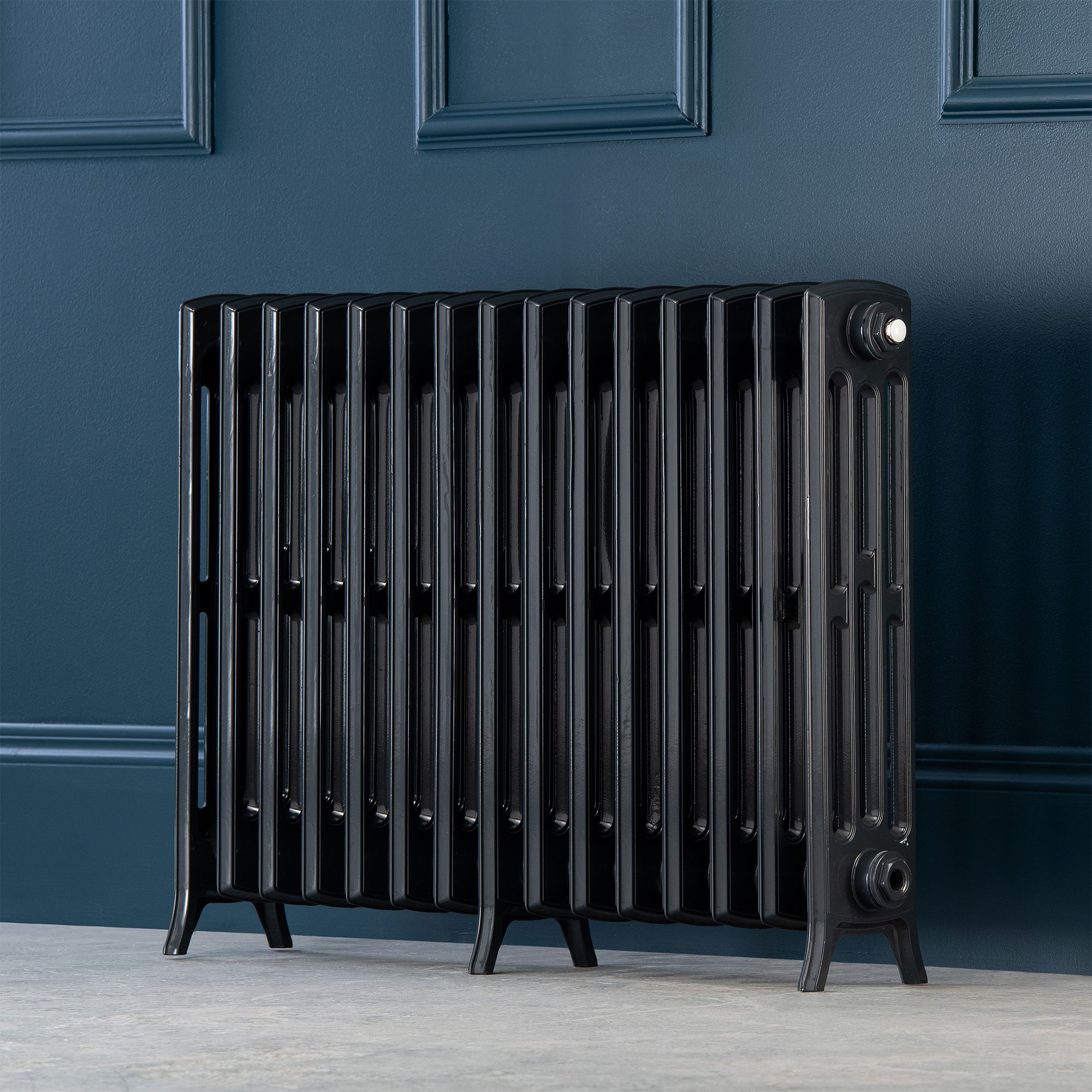 Arroll Edwardian Cast aluminium Anthracite Grey 15 Column Radiator, (W)906mm x (H)650mm