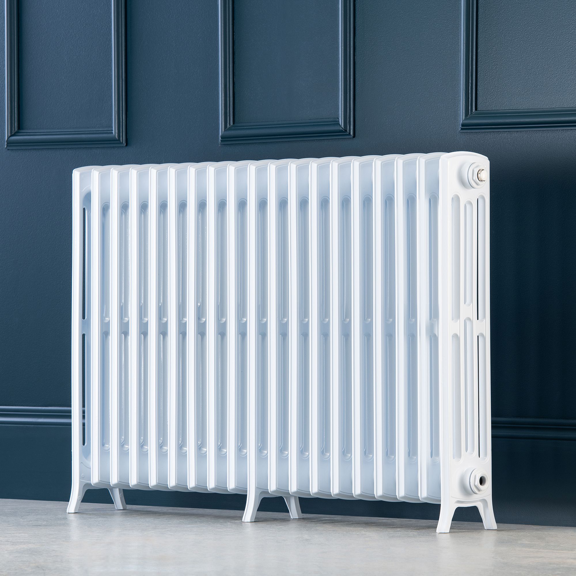Arroll Edwardian Cast aluminium White 19 Column Radiator, (W)1142mm x (H)750mm