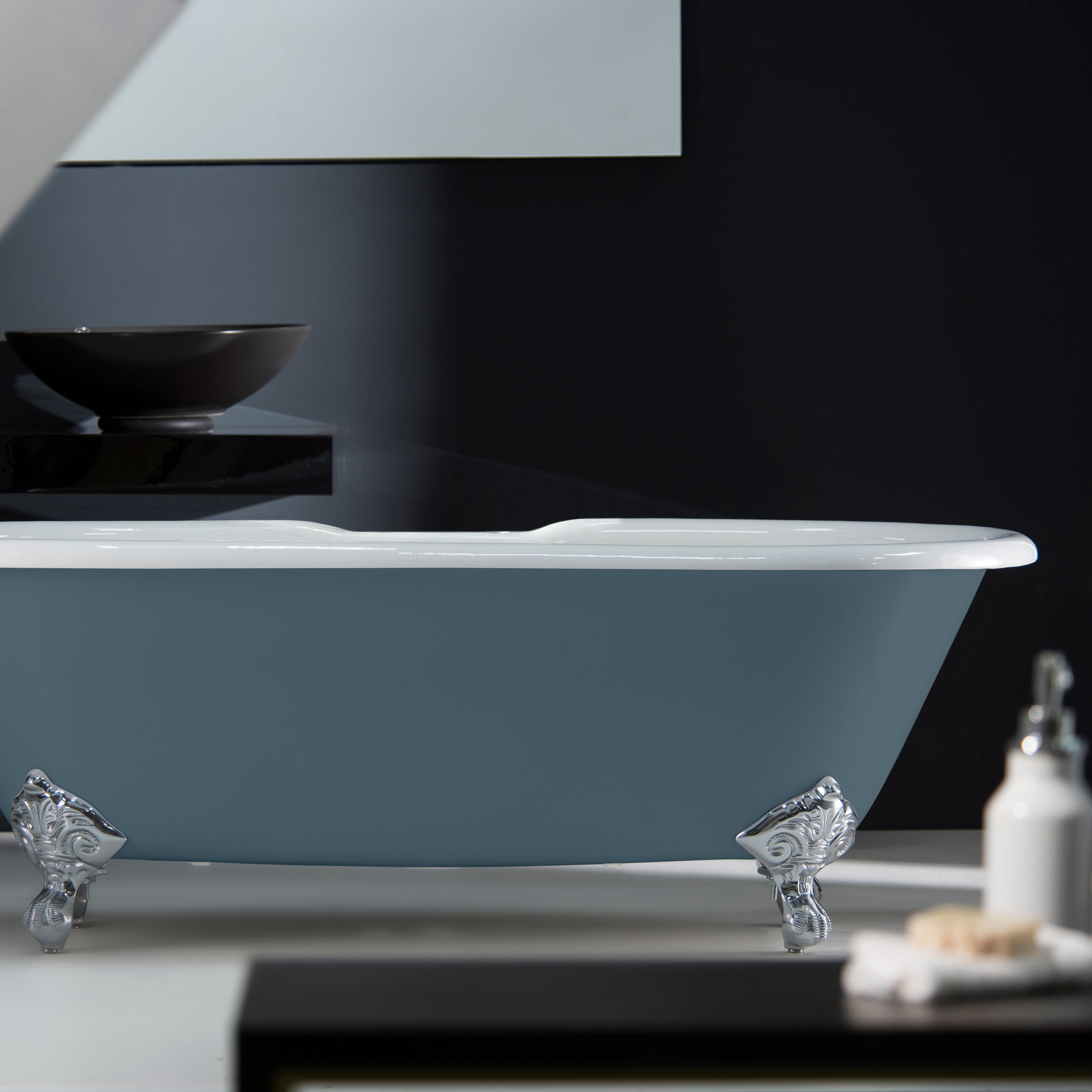 Arroll Moulin Gloss Blue Roll-top Double ended Bath (L)1700mm (W)770mm