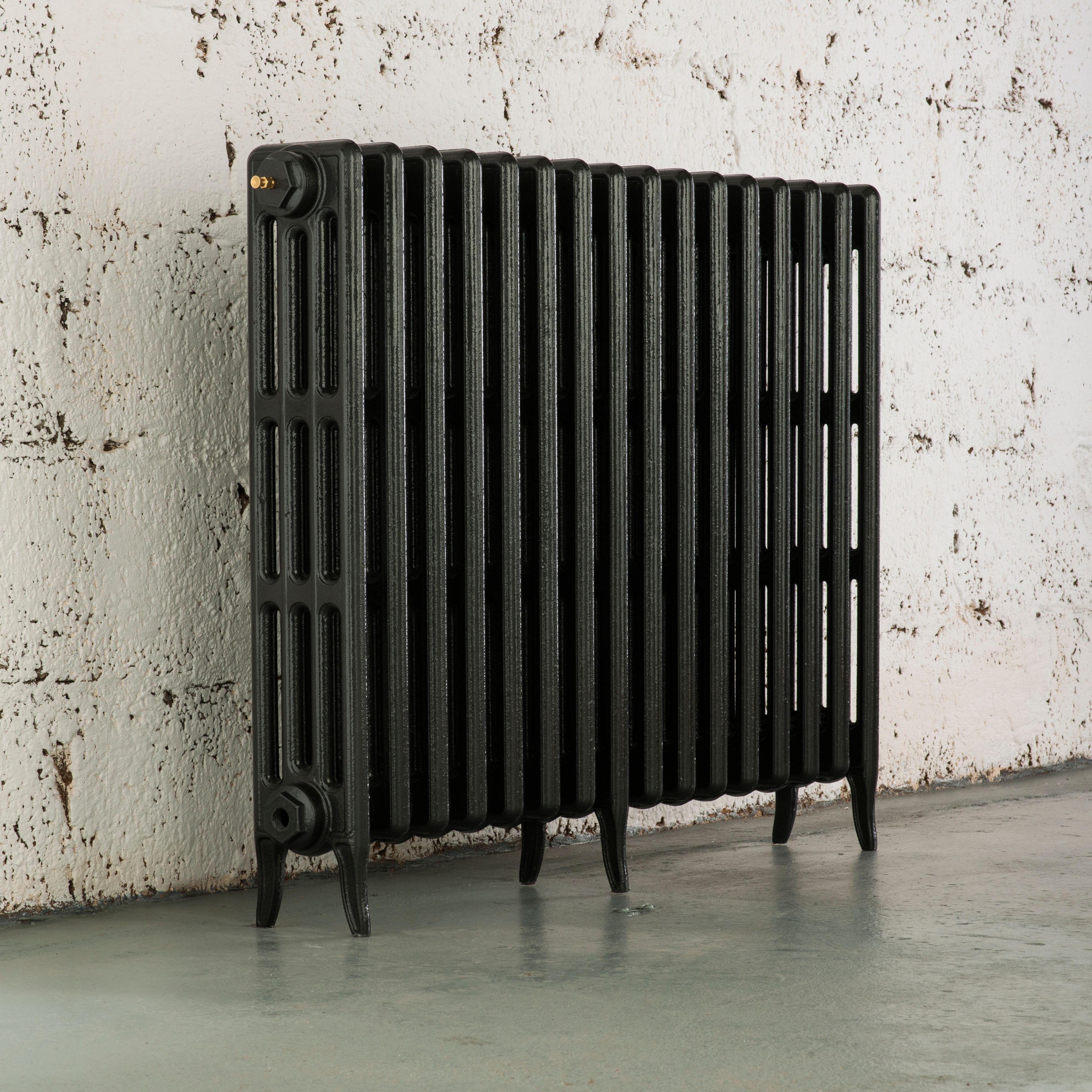 Arroll Neo-Classic Anthracite 4 Column Radiator, (W)994mm x (H)760mm