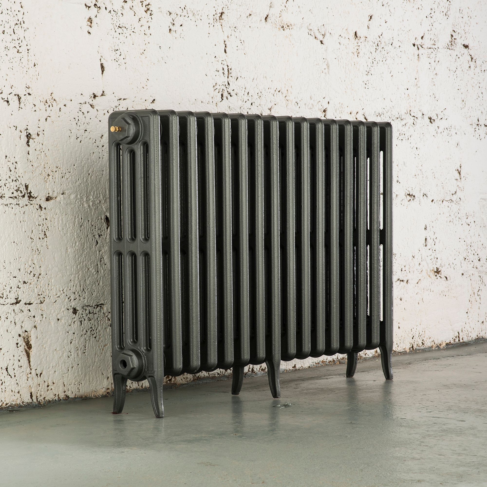 Arroll Neo-Classic Cast grey 4 Column Radiator, (W)874mm x (H)660mm
