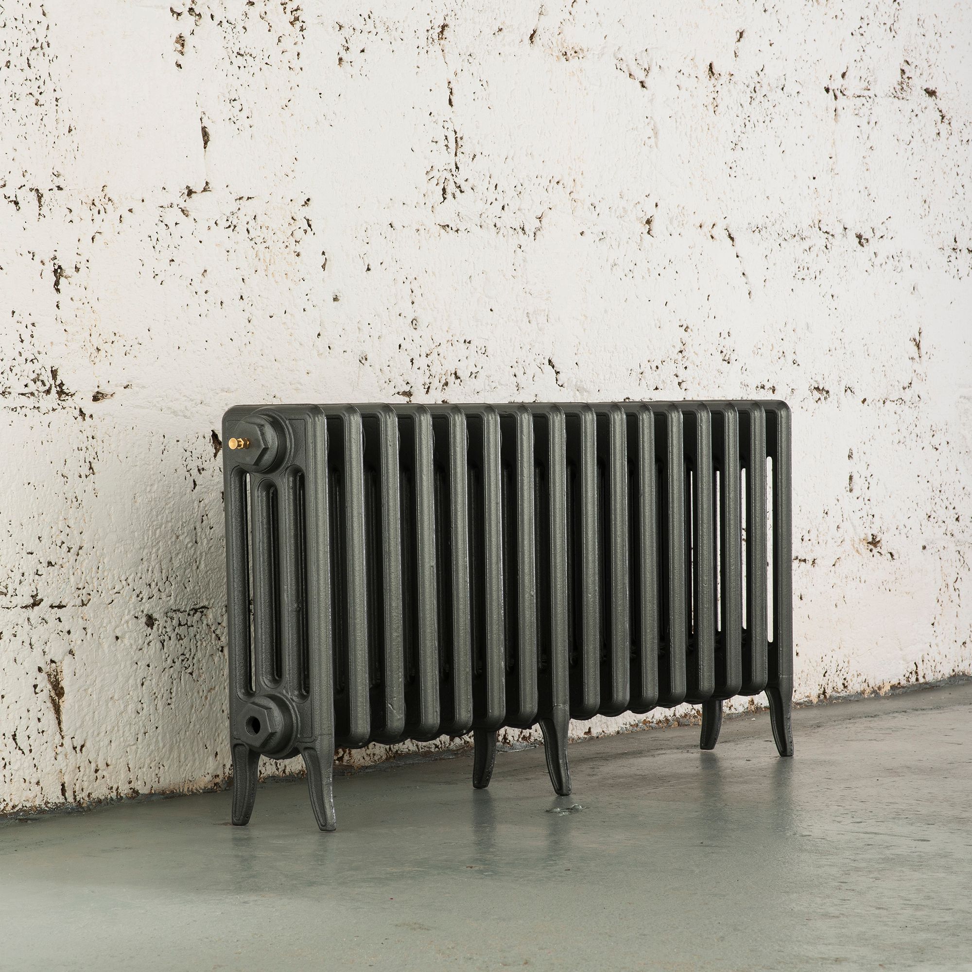 Arroll Neo-Classic Cast grey 4 Column Radiator, (W)994mm x (H)460mm