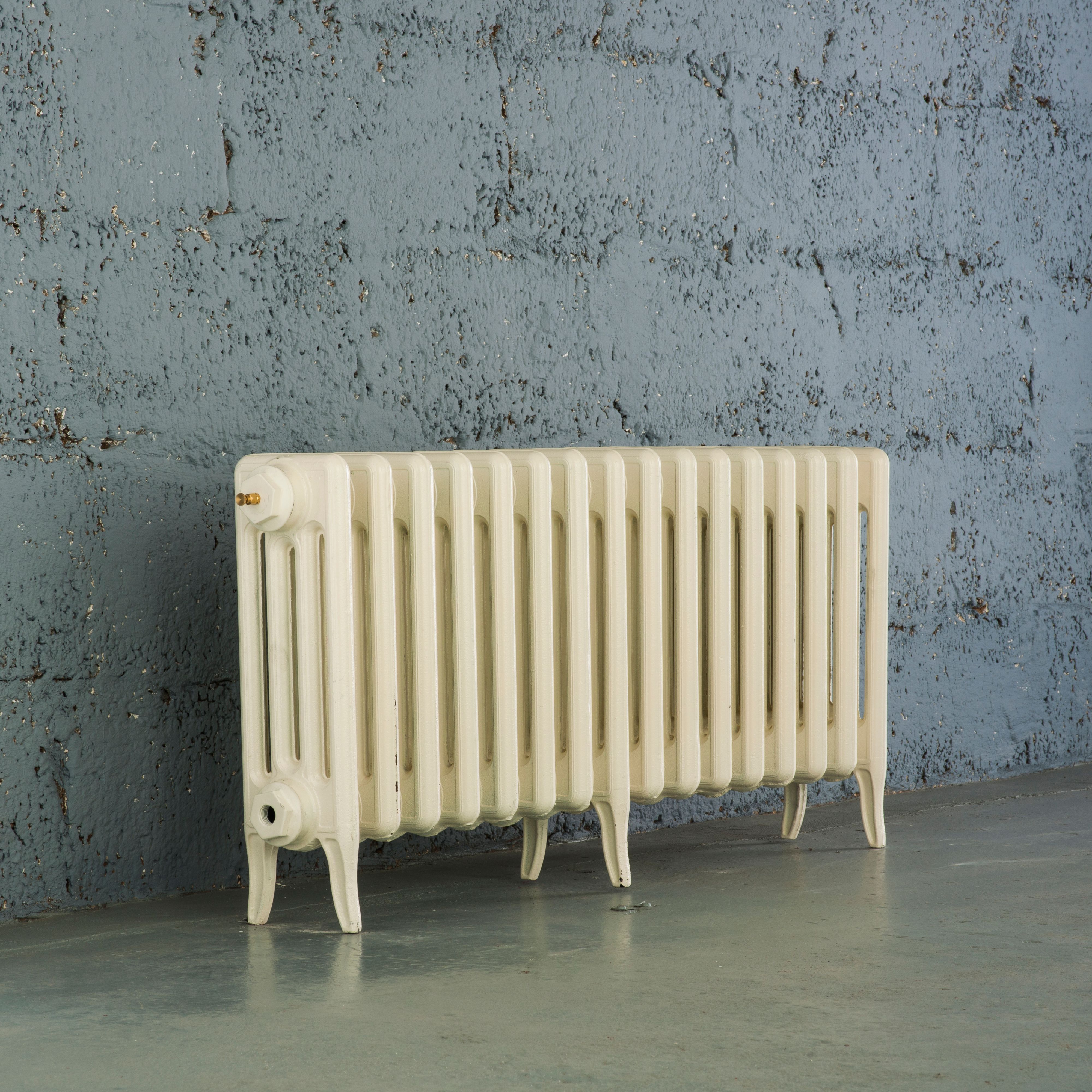 Arroll Neo-Classic Cream 4 Column Radiator, (W)874mm x (H)460mm