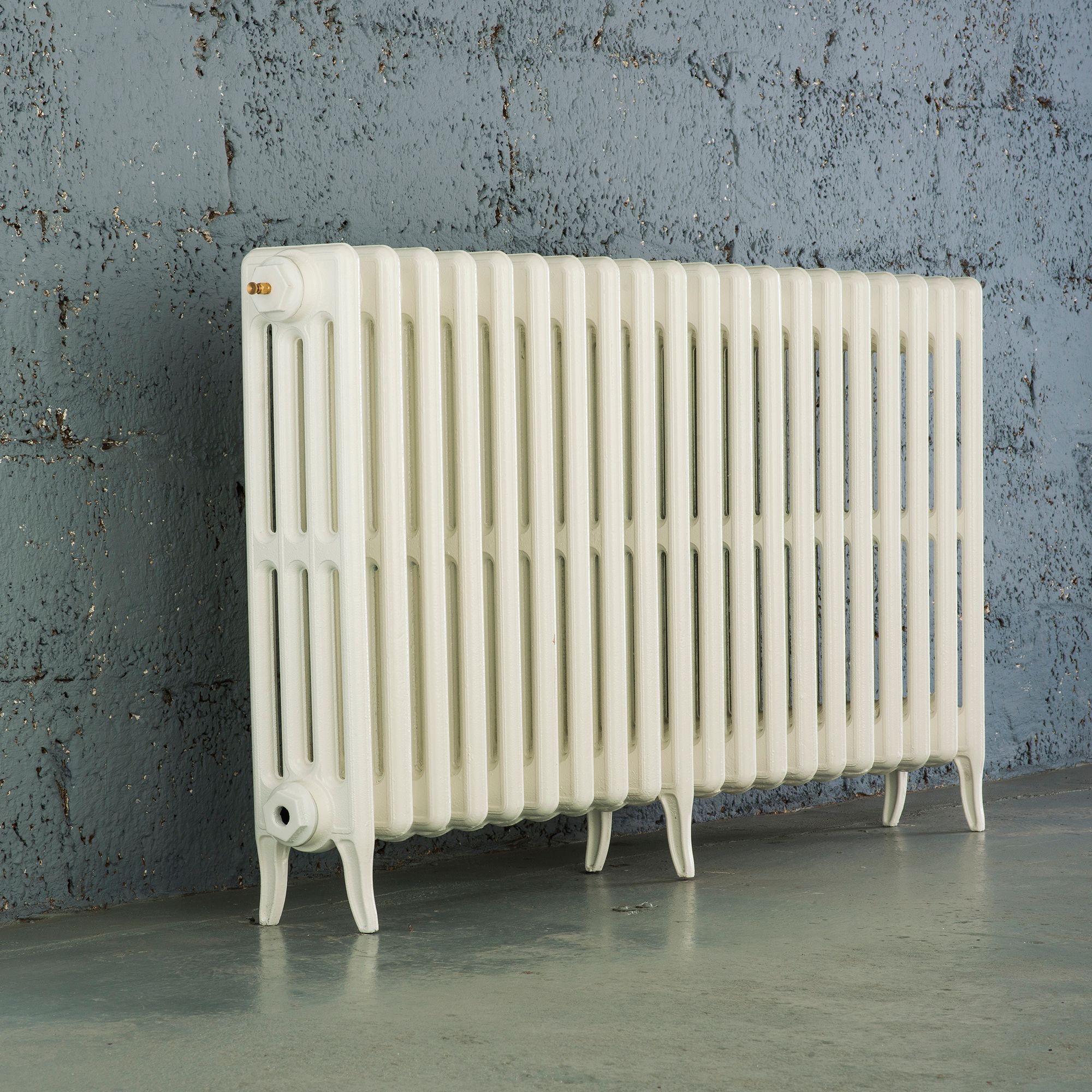 Arroll Neo-Classic White 4 Column Radiator, (W)1114mm x (H)660mm