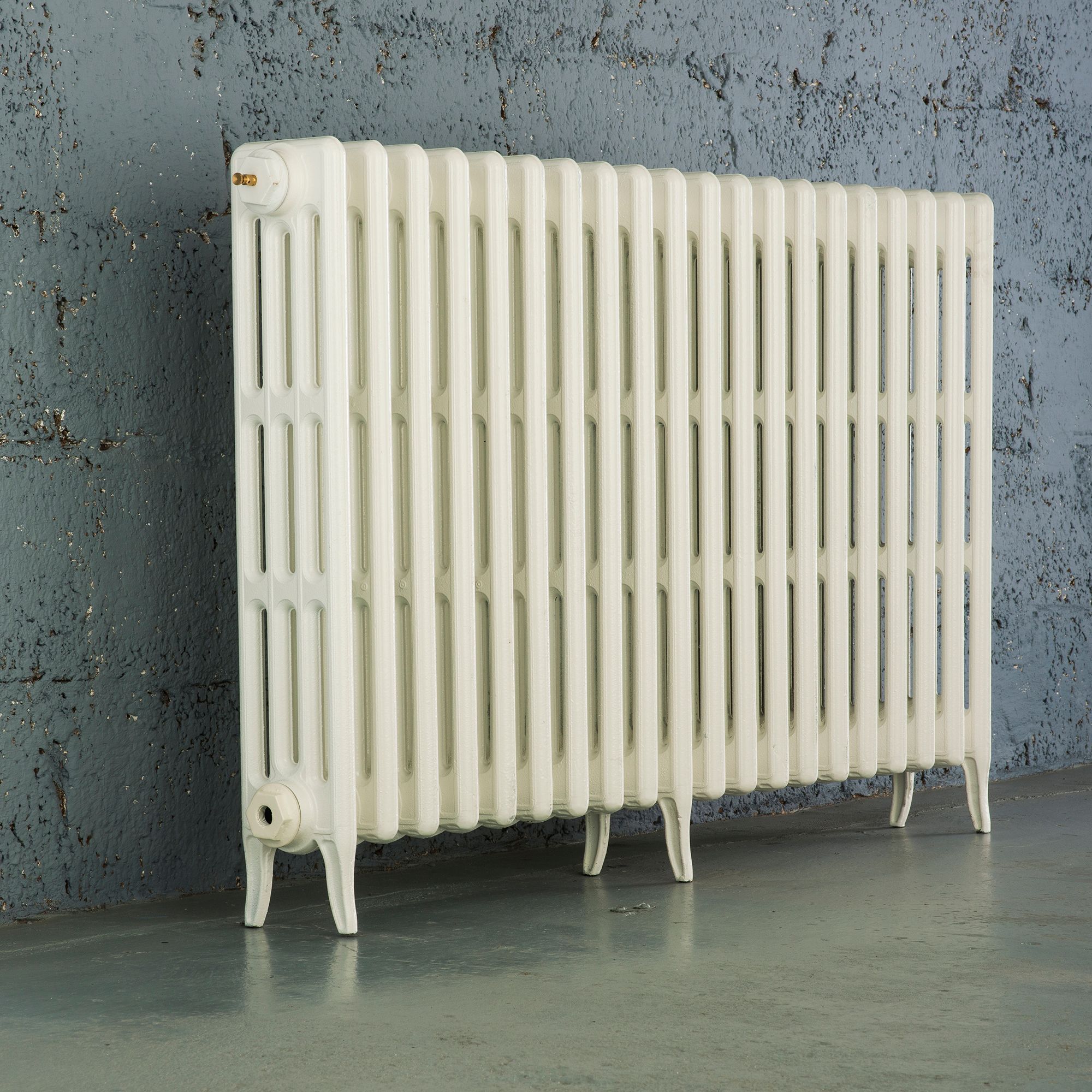 Arroll Neo-Classic White 4 Column Radiator, (W)1114mm x (H)760mm