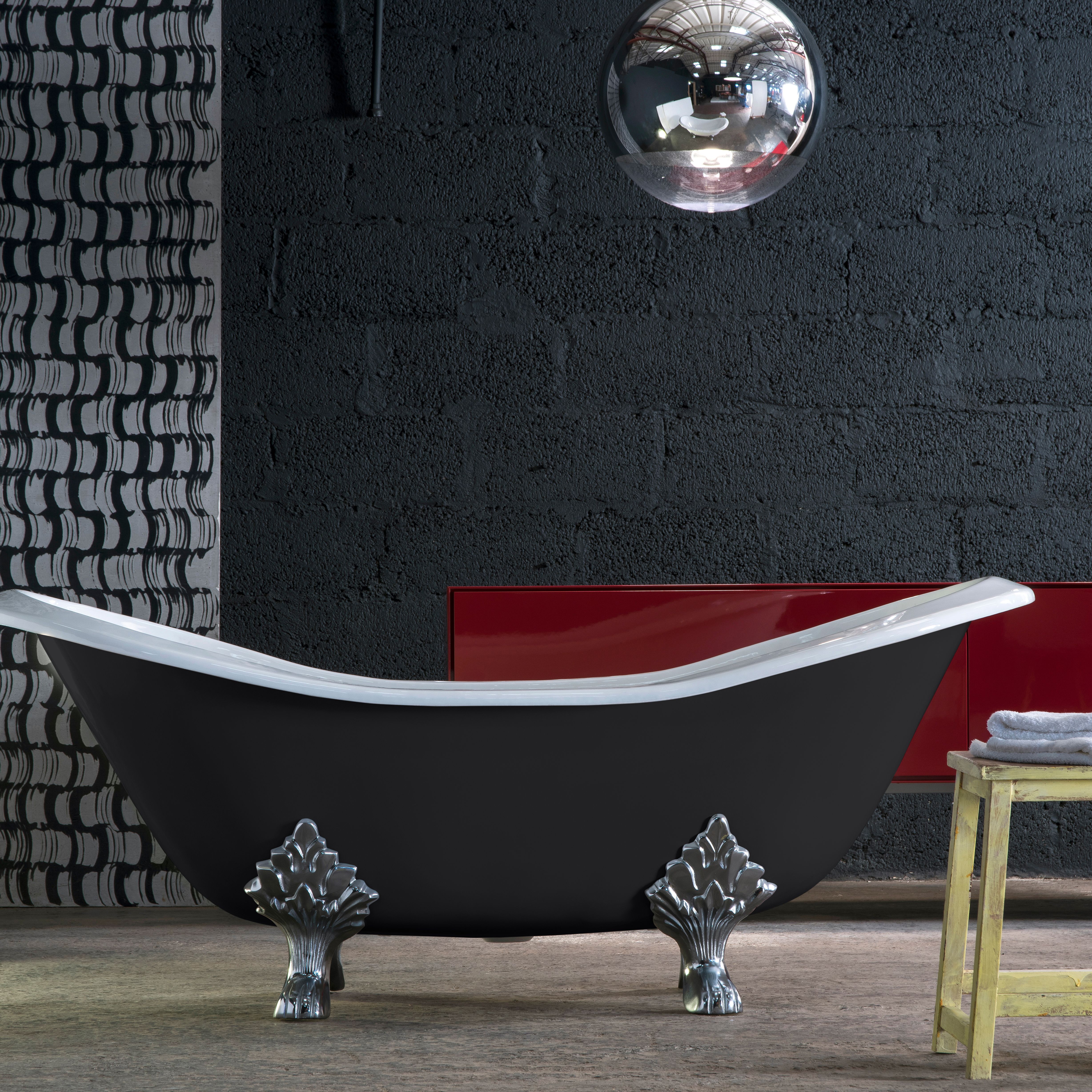 Arroll Villandry Gloss Black Slipper Double ended Bath (L)1820mm (W)762mm