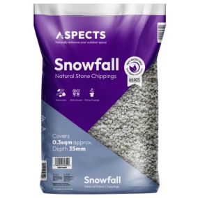Aspects White 20mm Natural aggregate Decorative chippings, Large Bag