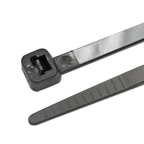 B&Q Black Cable tie (L)140mm, Pack of 200