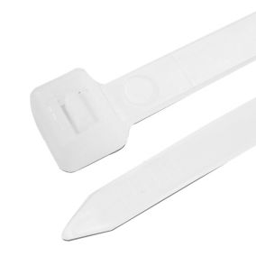 B&Q White Cable tie (L)140mm, Pack of 200