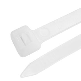 B&Q White Cable tie (L)200mm, Pack of 200