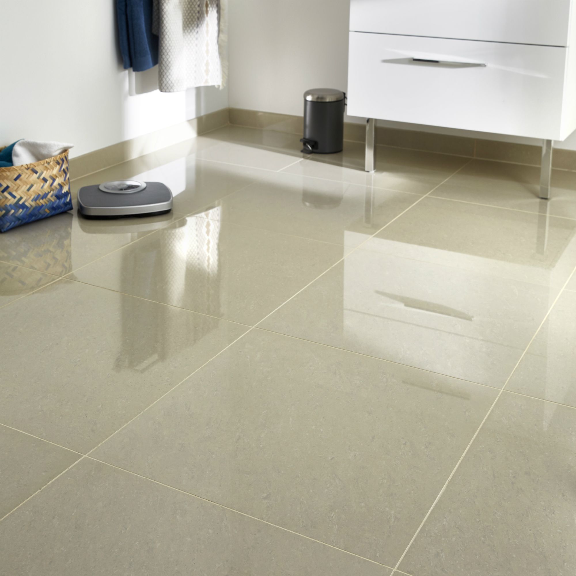 Beige Gloss Marble effect Porcelain Indoor Wall & floor Tile, Pack of 4, (L)600mm (W)600mm