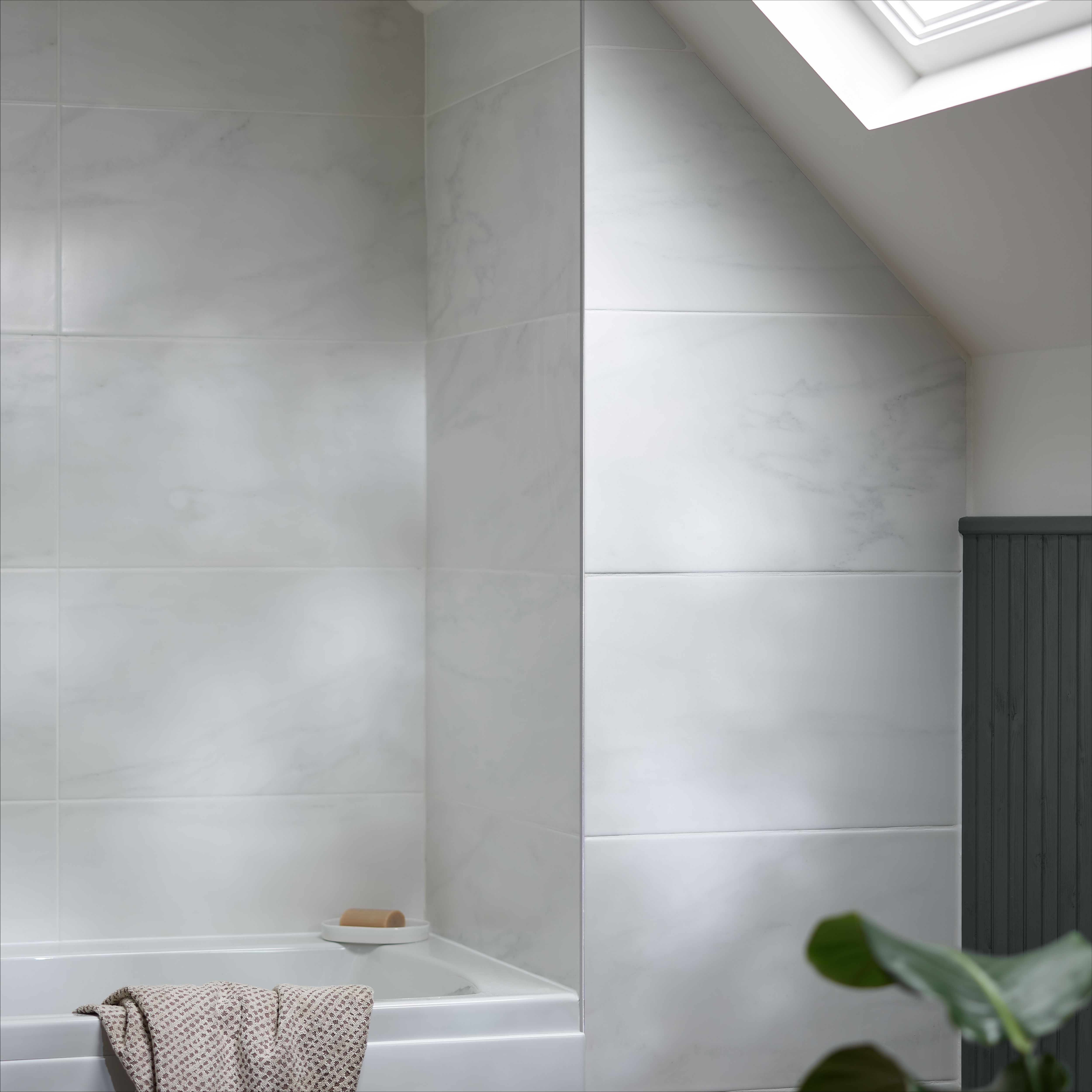 Bianco White Satin Marble effect Ceramic Wall & floor Tile, Pack of 5, (L)600mm (W)300mm