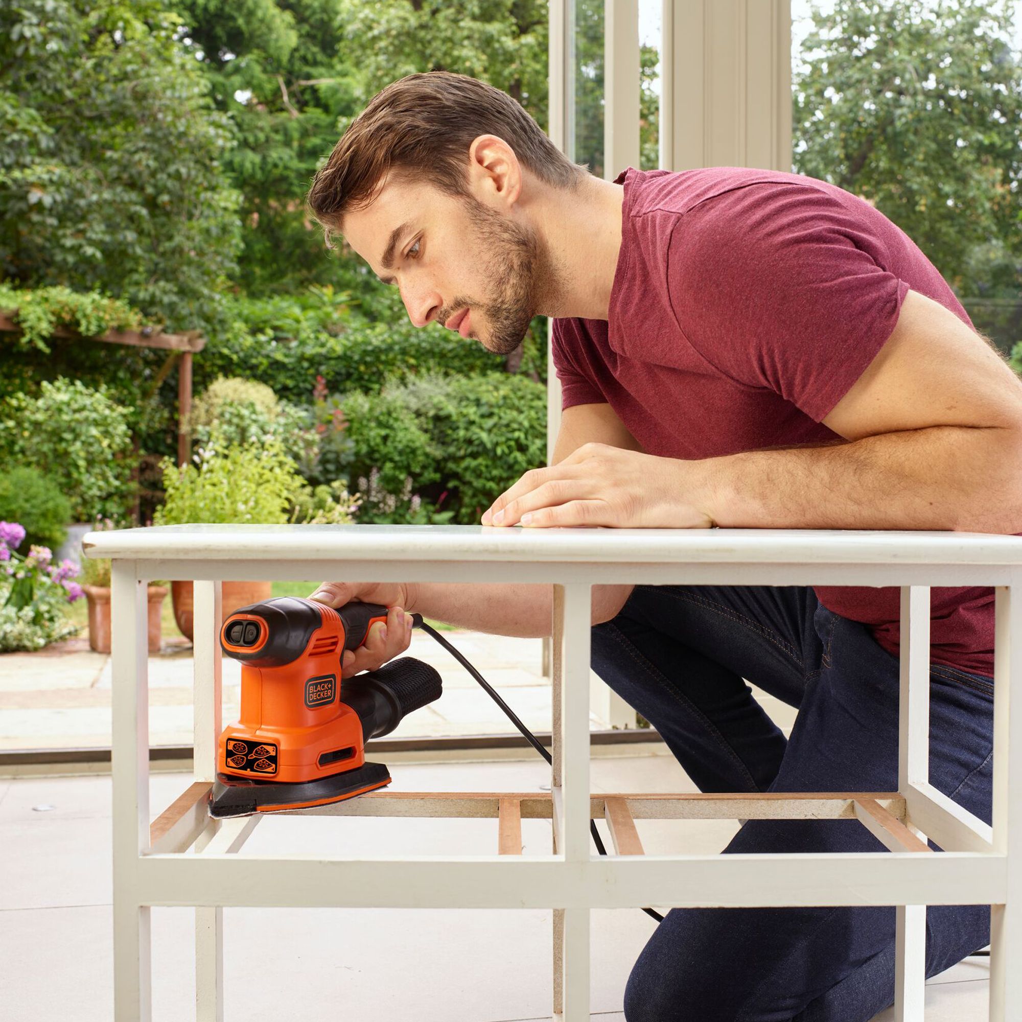 Black+Decker 200W Corded Multi-sander - Refurbished