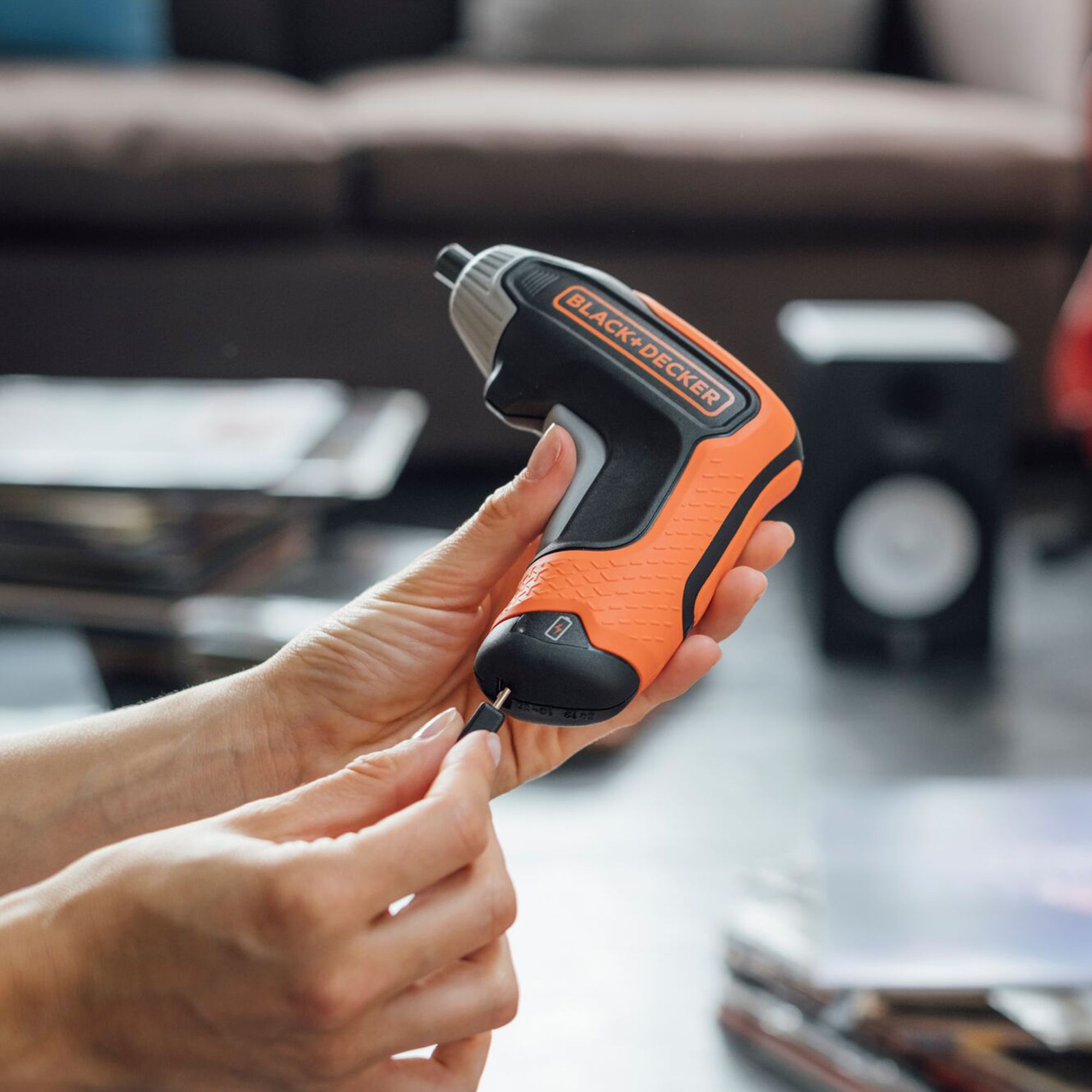 Black and decker clearance cordless screwdriver