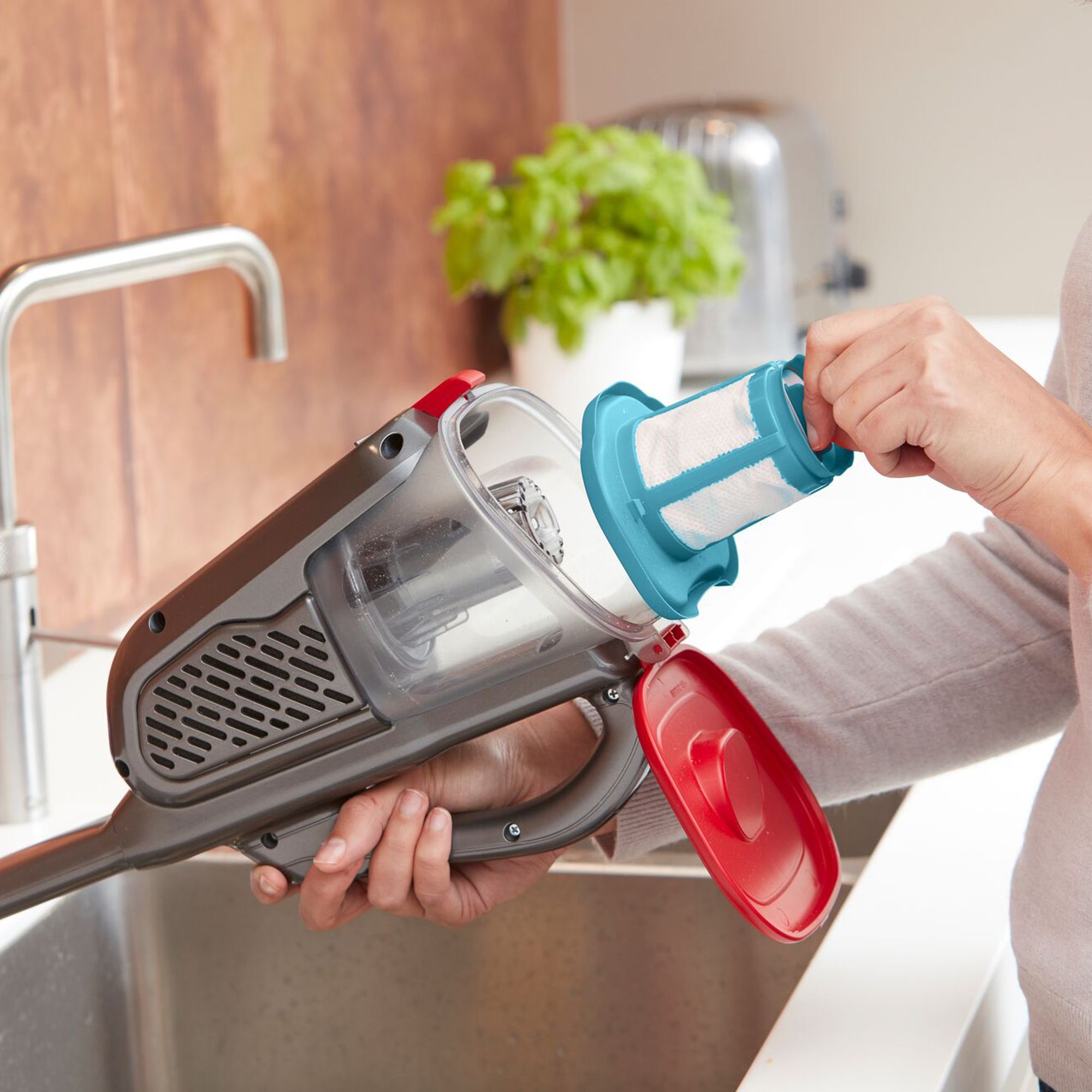 Black+Decker Cordless Dustbuster BHHV315J