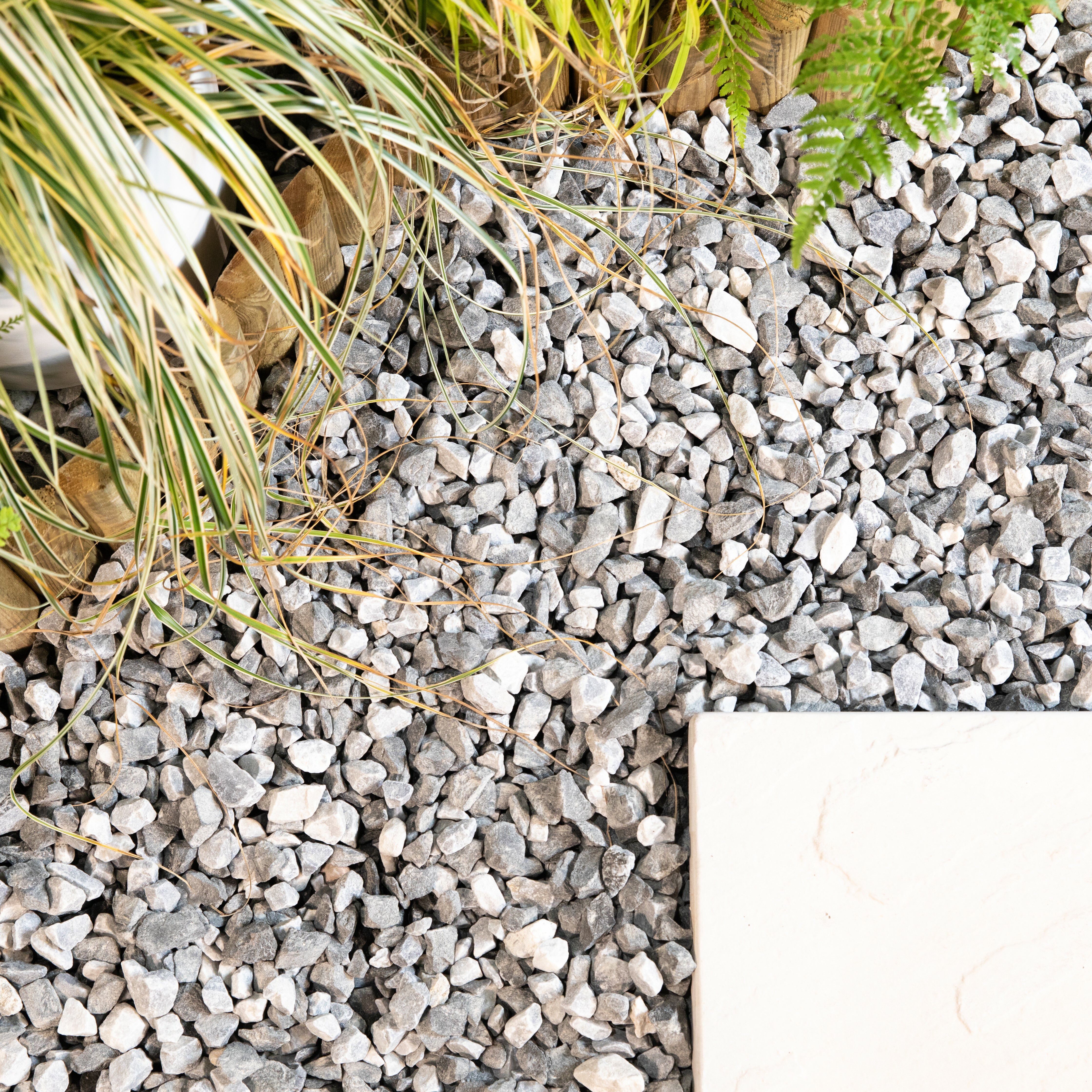 Black Ice 14-20mm Chippings, 0.3m²