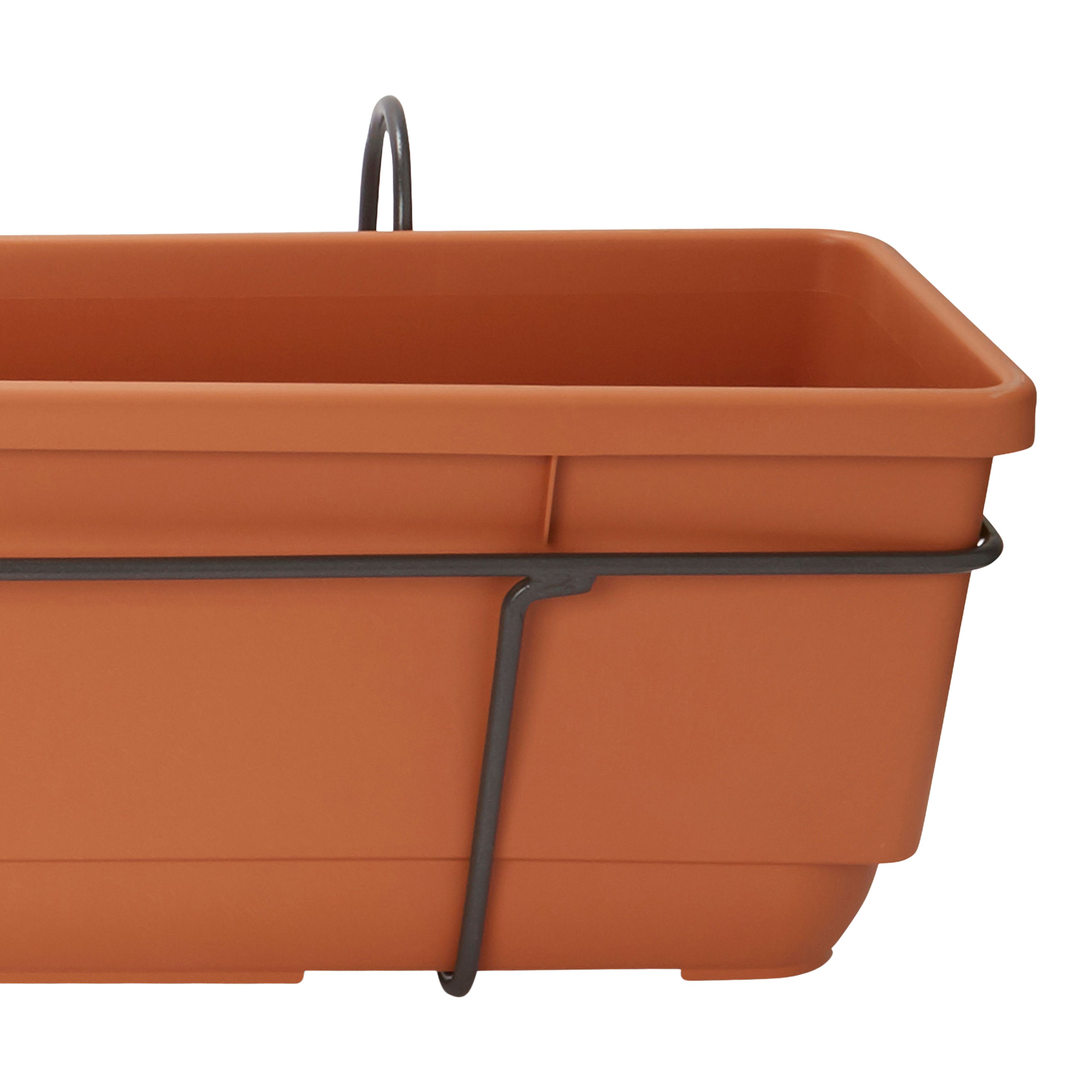 Blooma Florus Brown Plastic Bell Rectangular Trough