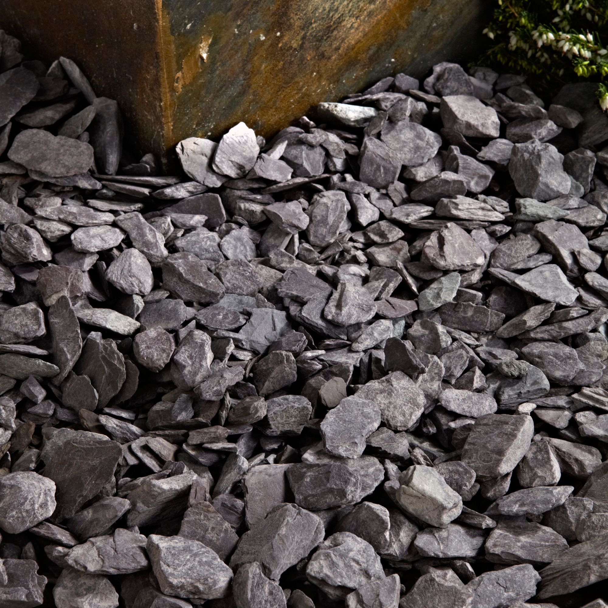 Blooma Plum 30-60mm Slate Decorative chippings, Bulk Bag, 9.5m²