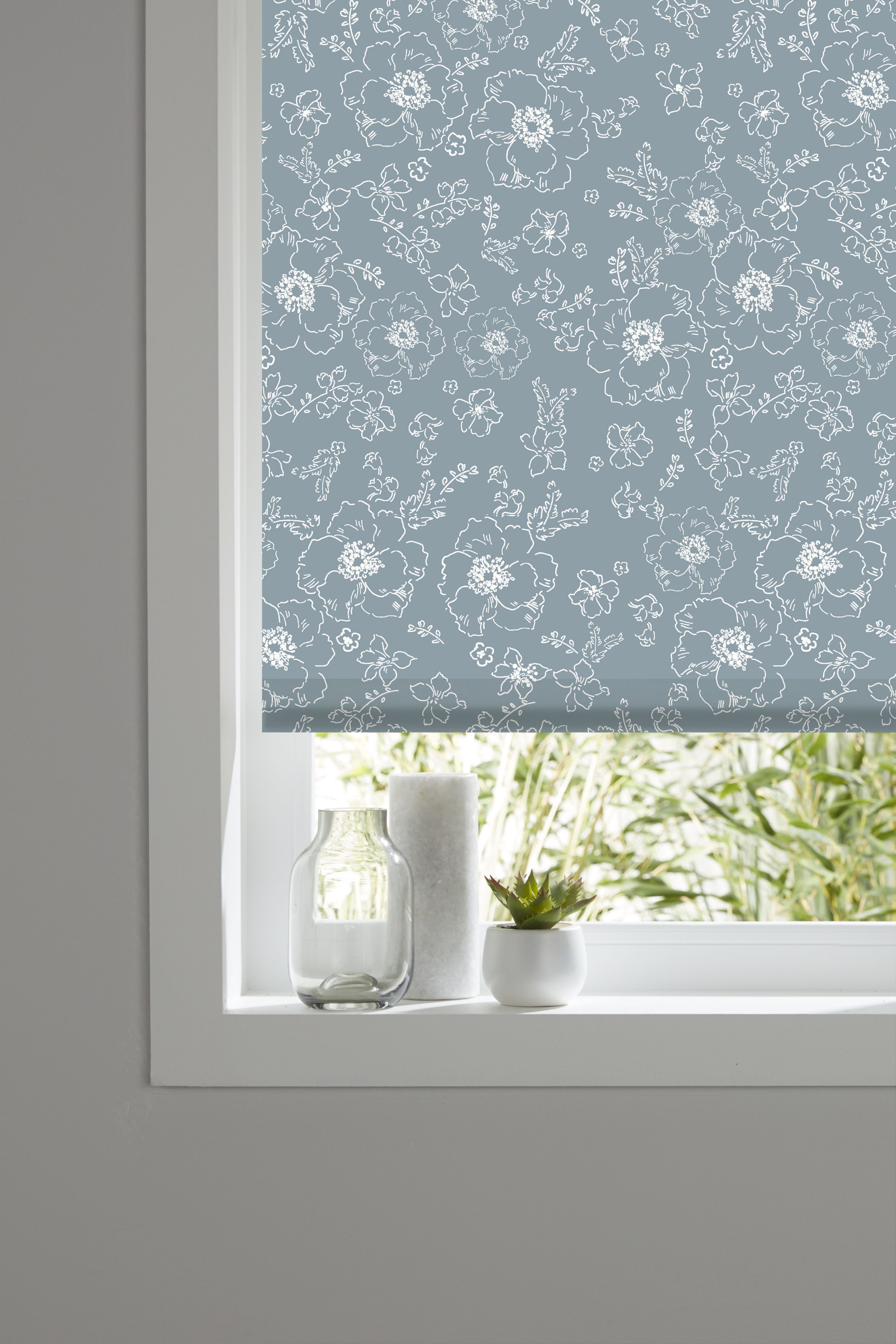 Boreas Corded Light blue Floral Blackout Roller blind (W)160cm (L)180cm
