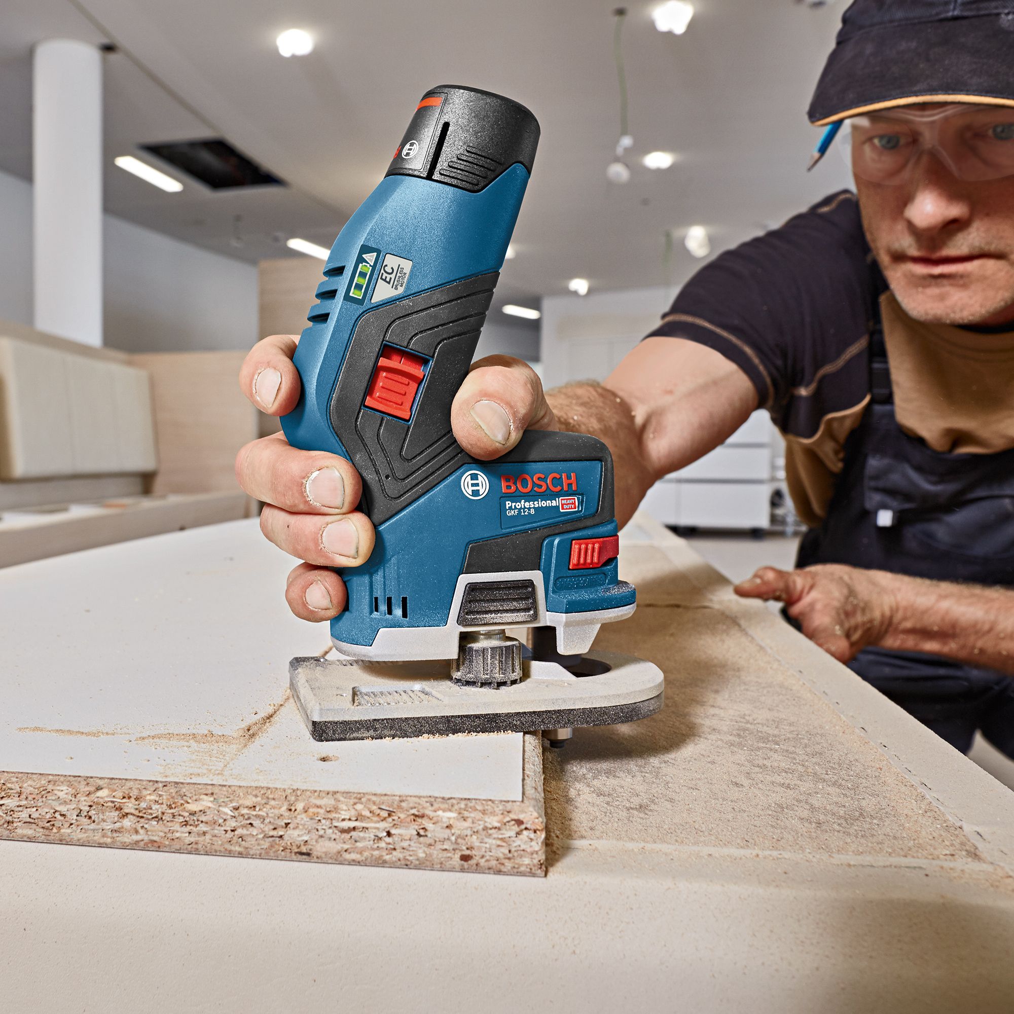 Bosch 12V Airstream Cordless Plunge Router GKF 12V 8 - Bare unit