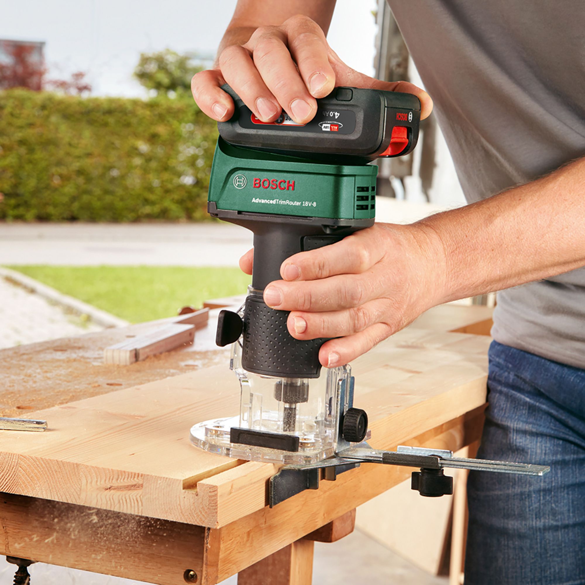 Bosch 18V Coolpack Cordless Plunge Router 18V-8 - Bare unit