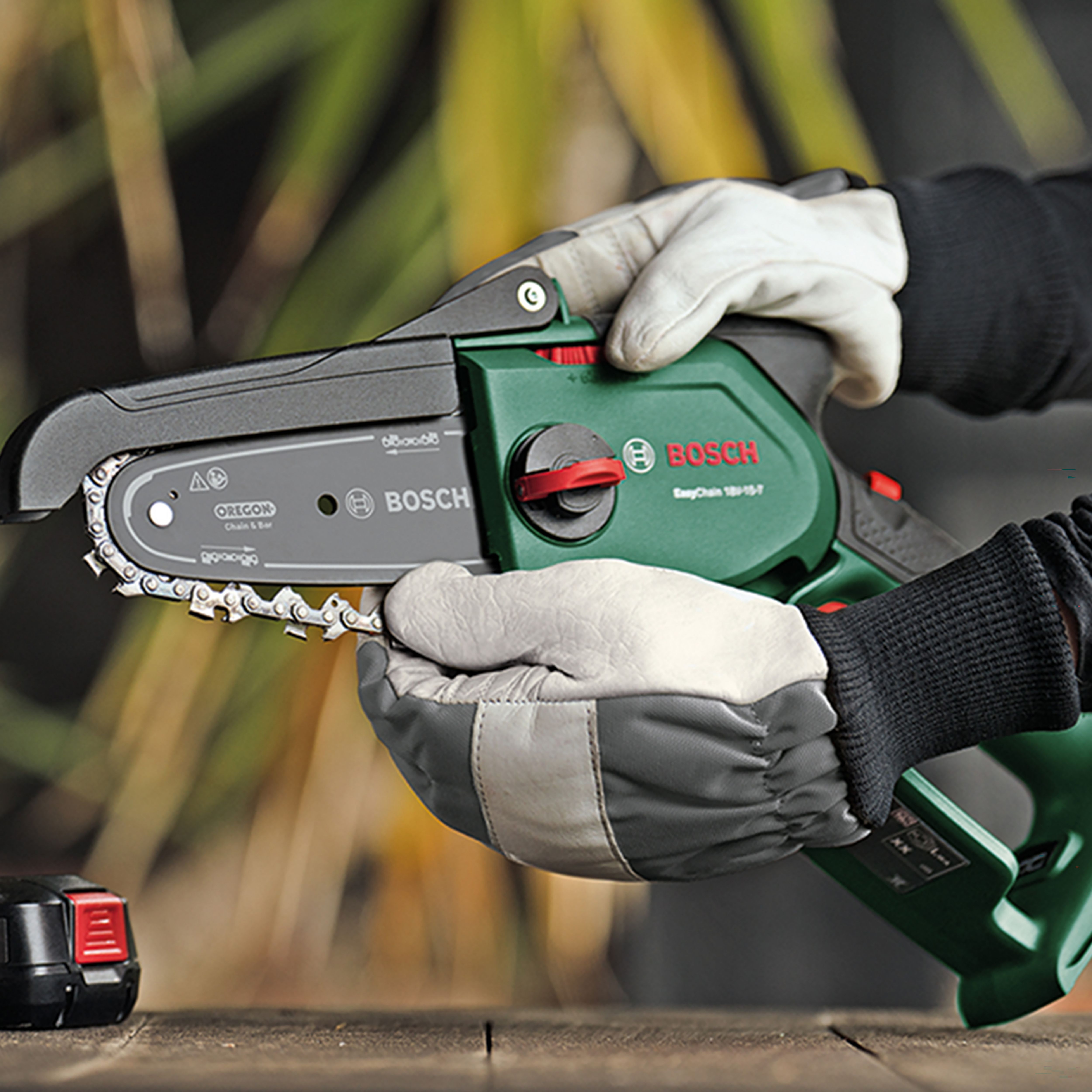 Bosch 18V Cordless 150mm Chainsaw - BARE