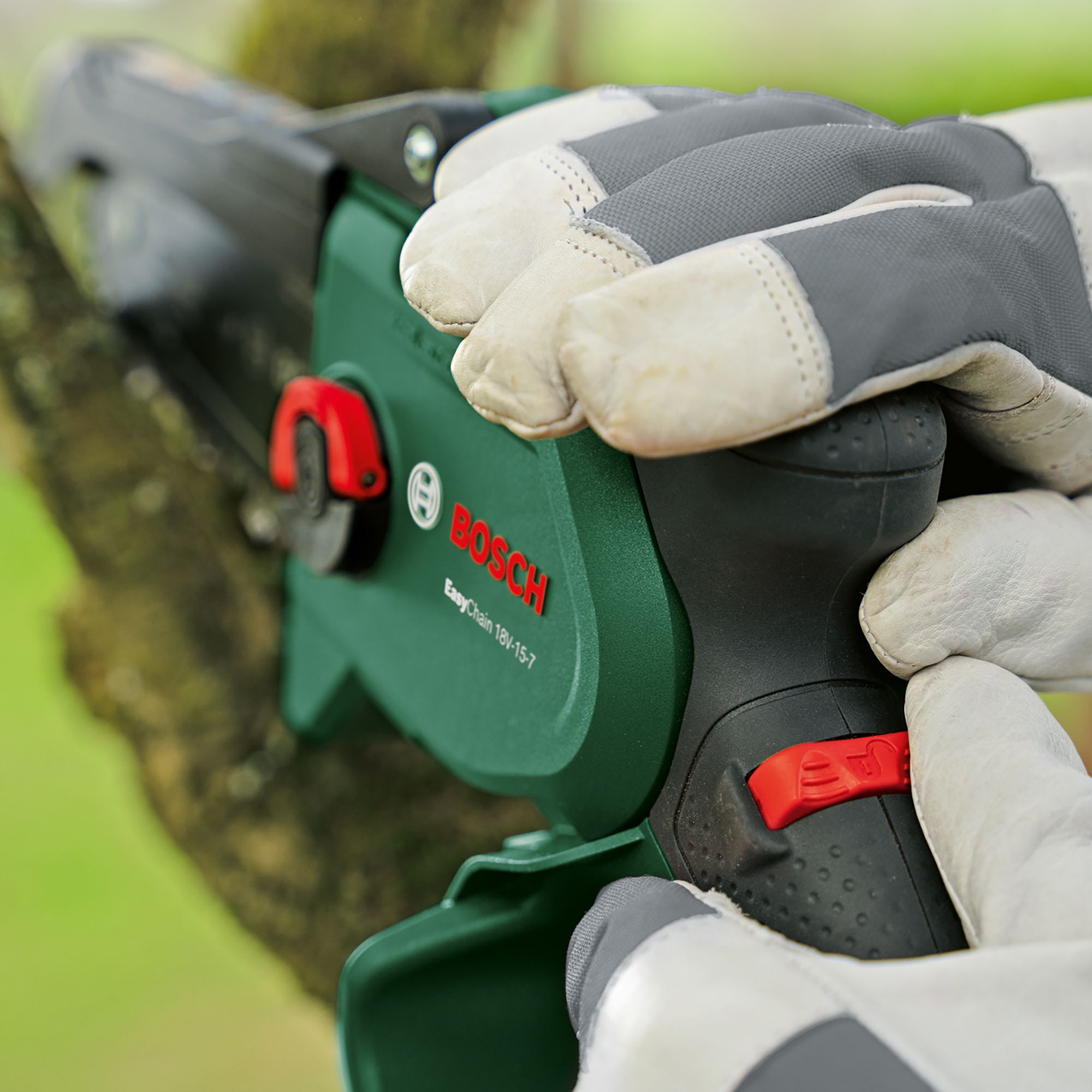 Bosch 18V Cordless 150mm Chainsaw - BARE