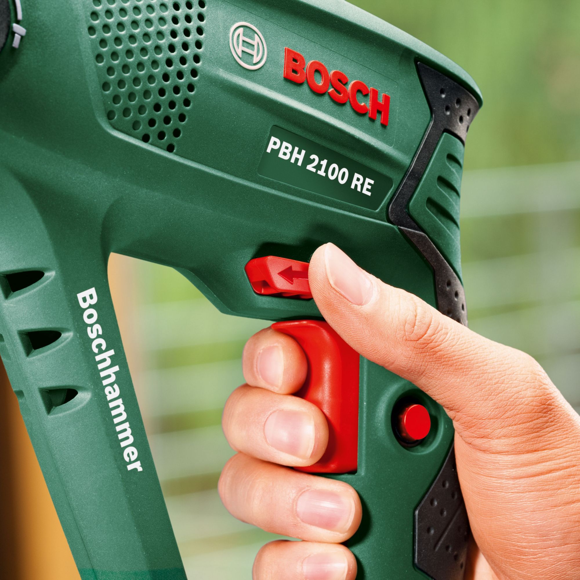 Bosch 240V 550W Corded SDS+ drill PBH2100RE