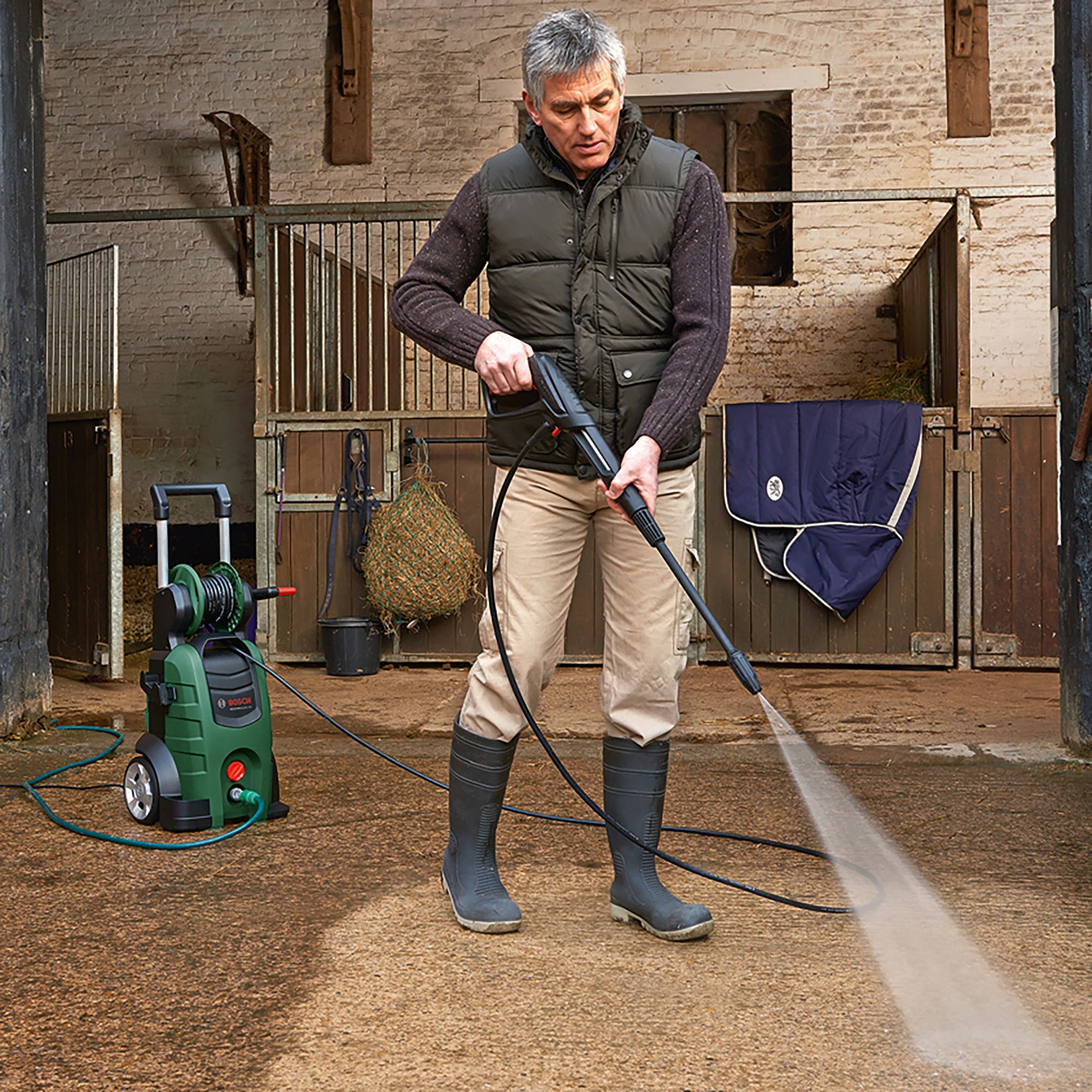 Bosch AdvancedAquatak 140 Corded Pressure washer 2.1kW AdvancedAquatak 140