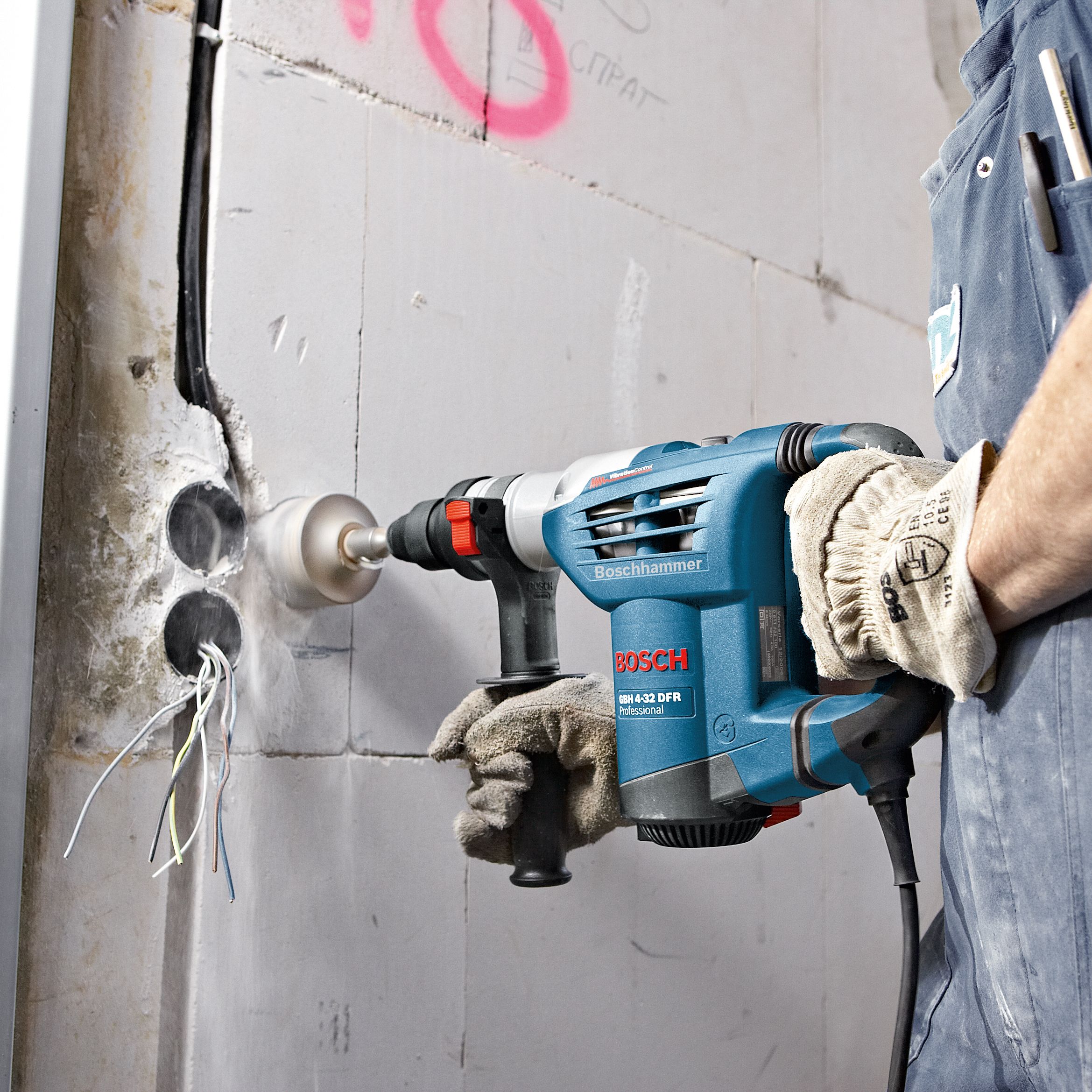 Bosch GBH 240V Corded SDS+ drill GBH4-32DFR