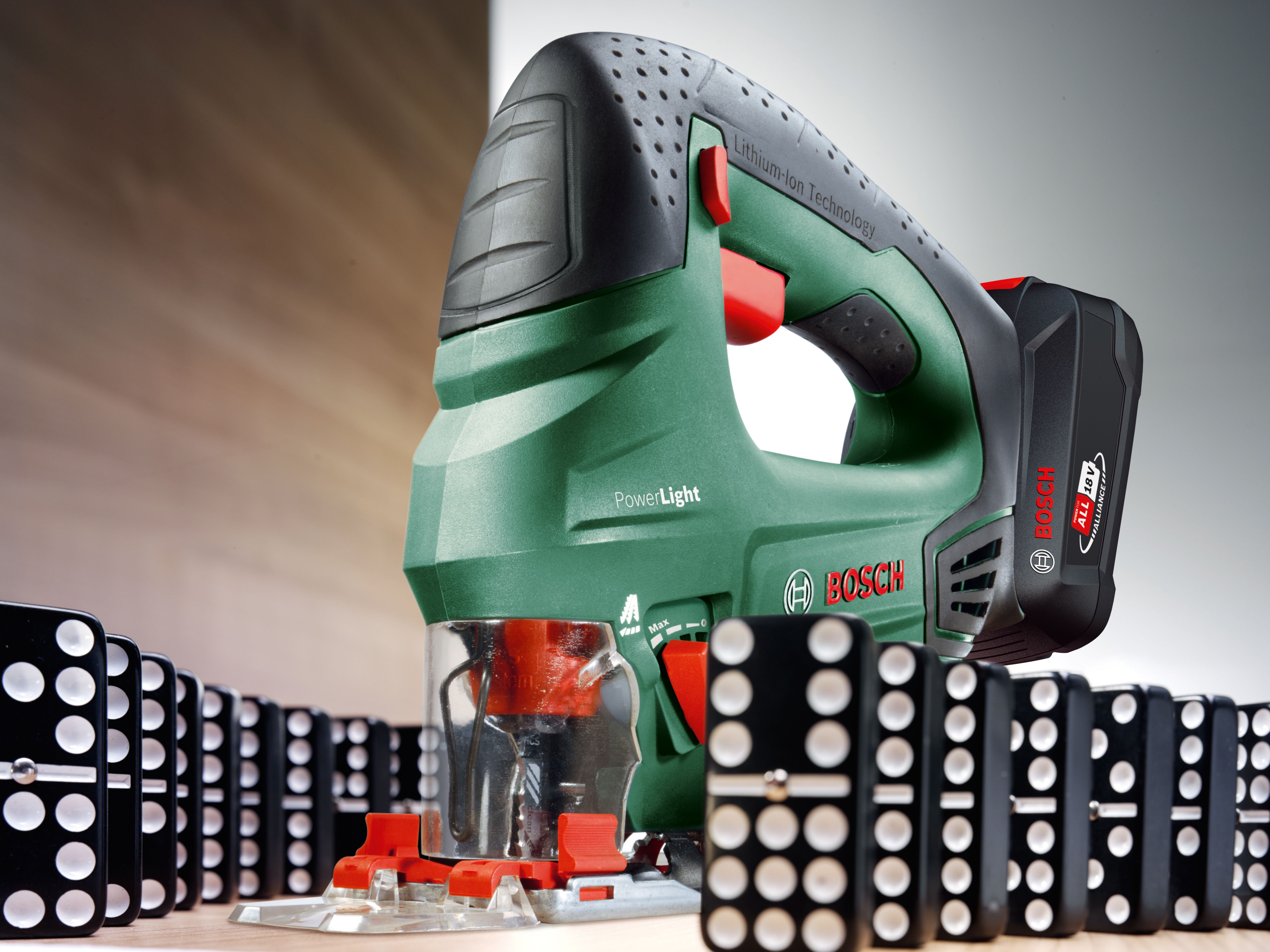 Bosch 2025 pst 18v