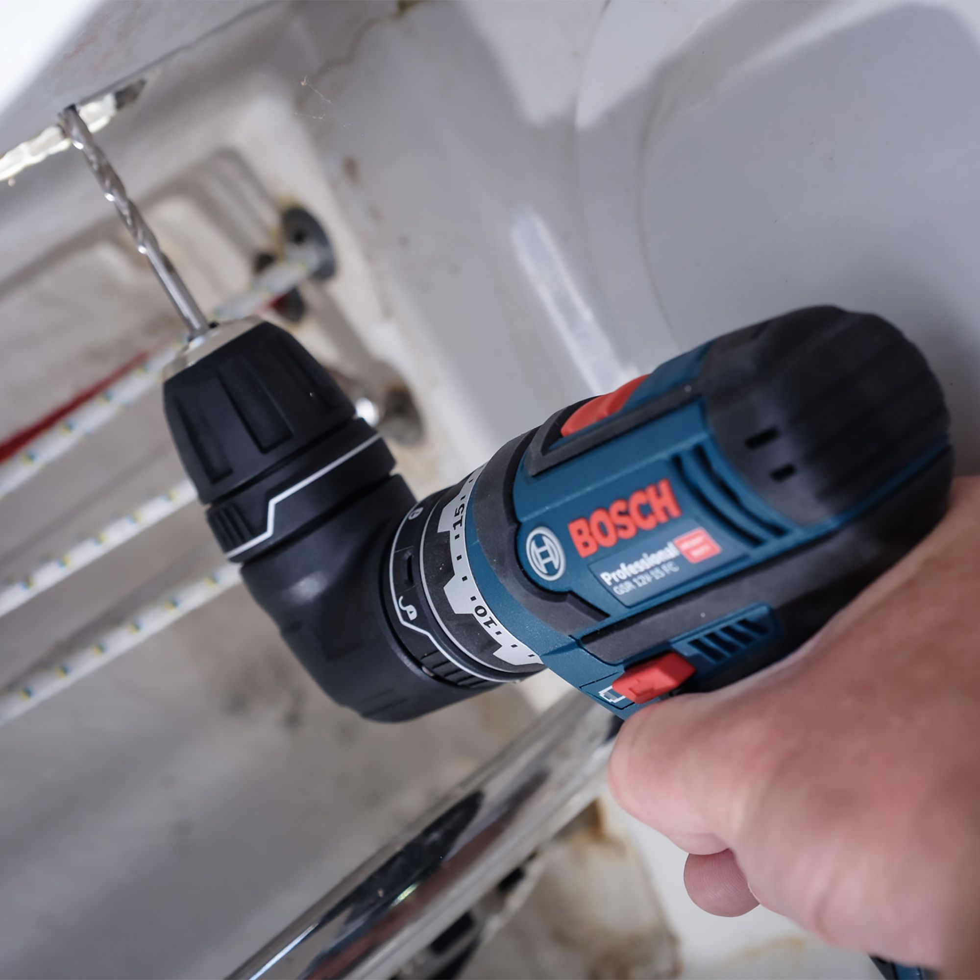 Bosch Professional 12V Li-ion Cordless Drill driver (2 x 2Ah) - GSR 12V-15 FC