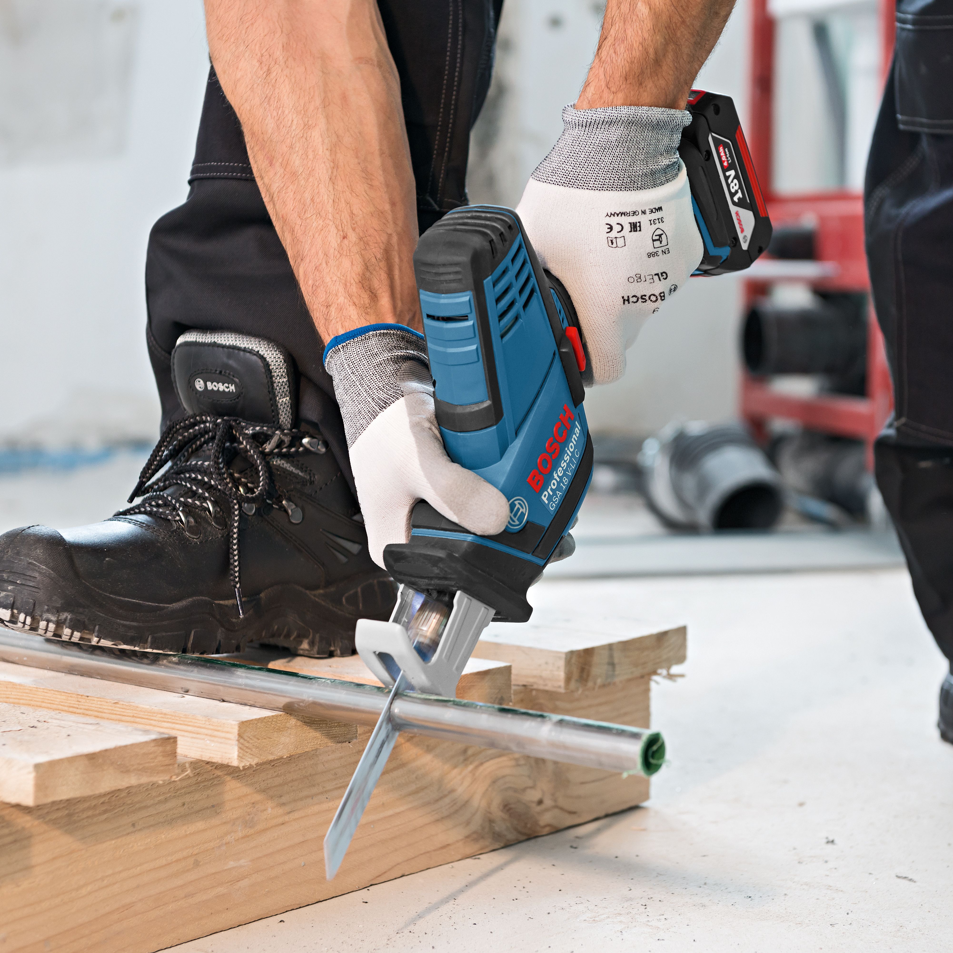 Bosch Professional 18V Cordless Reciprocating saw (Bare Tool) - GSA 18V-LI C