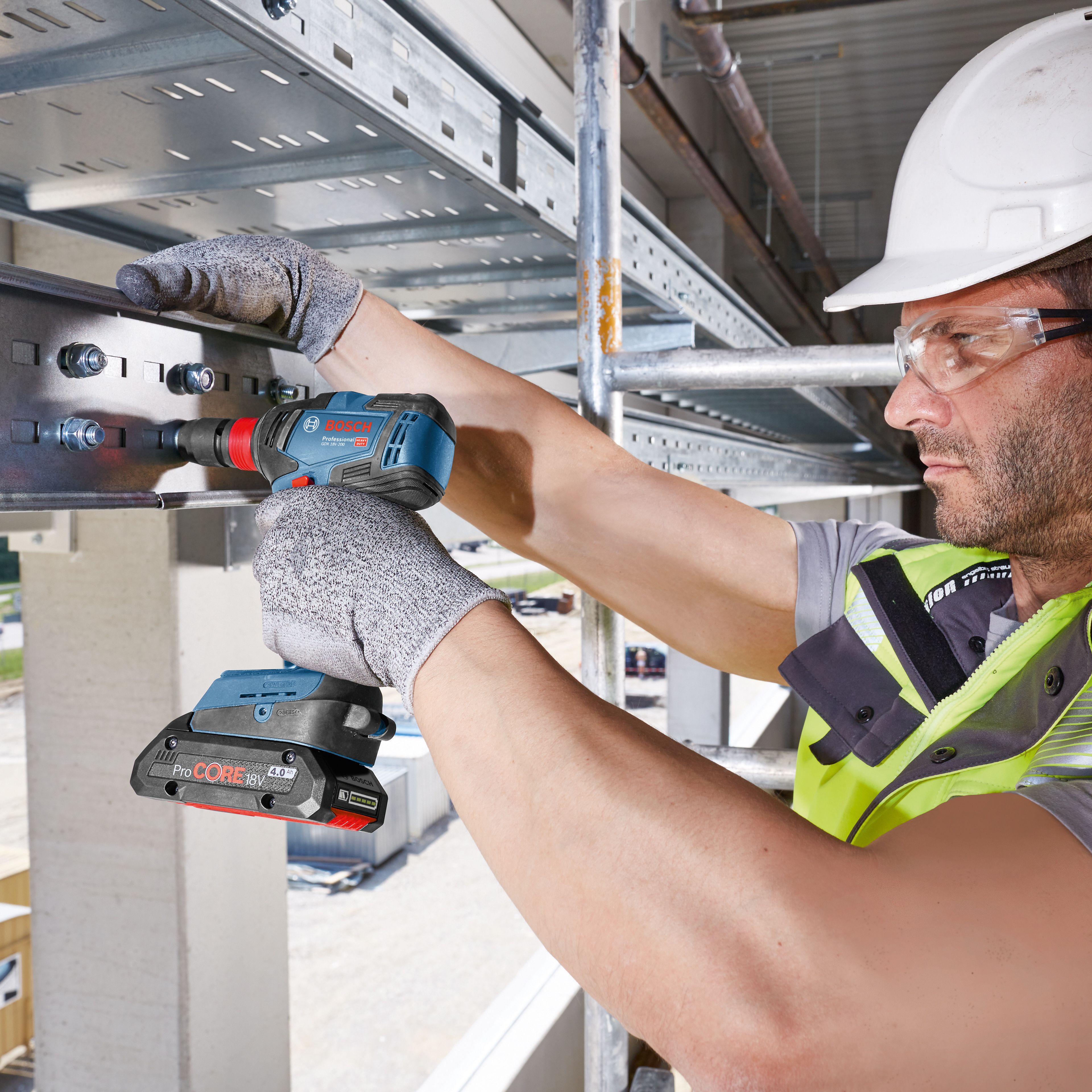 Bosch Professional 18V Li-ion Brushless Cordless Impact driver (2 x 5Ah) - GDX 18V 200
