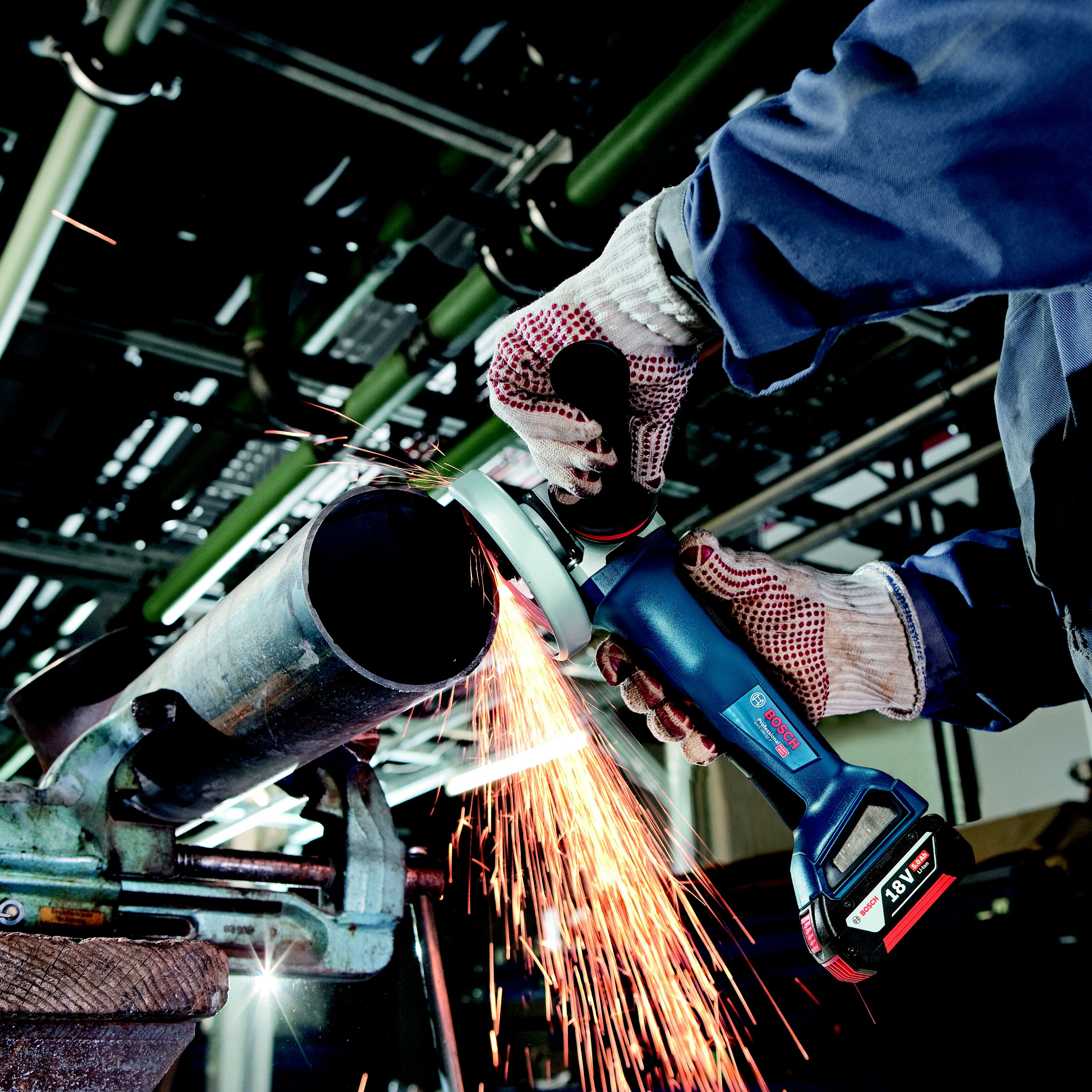 Bosch Professional 18V ProCORE 115mm Brushless Cordless Angle grinder (Bare Tool) - GWS 18V-10