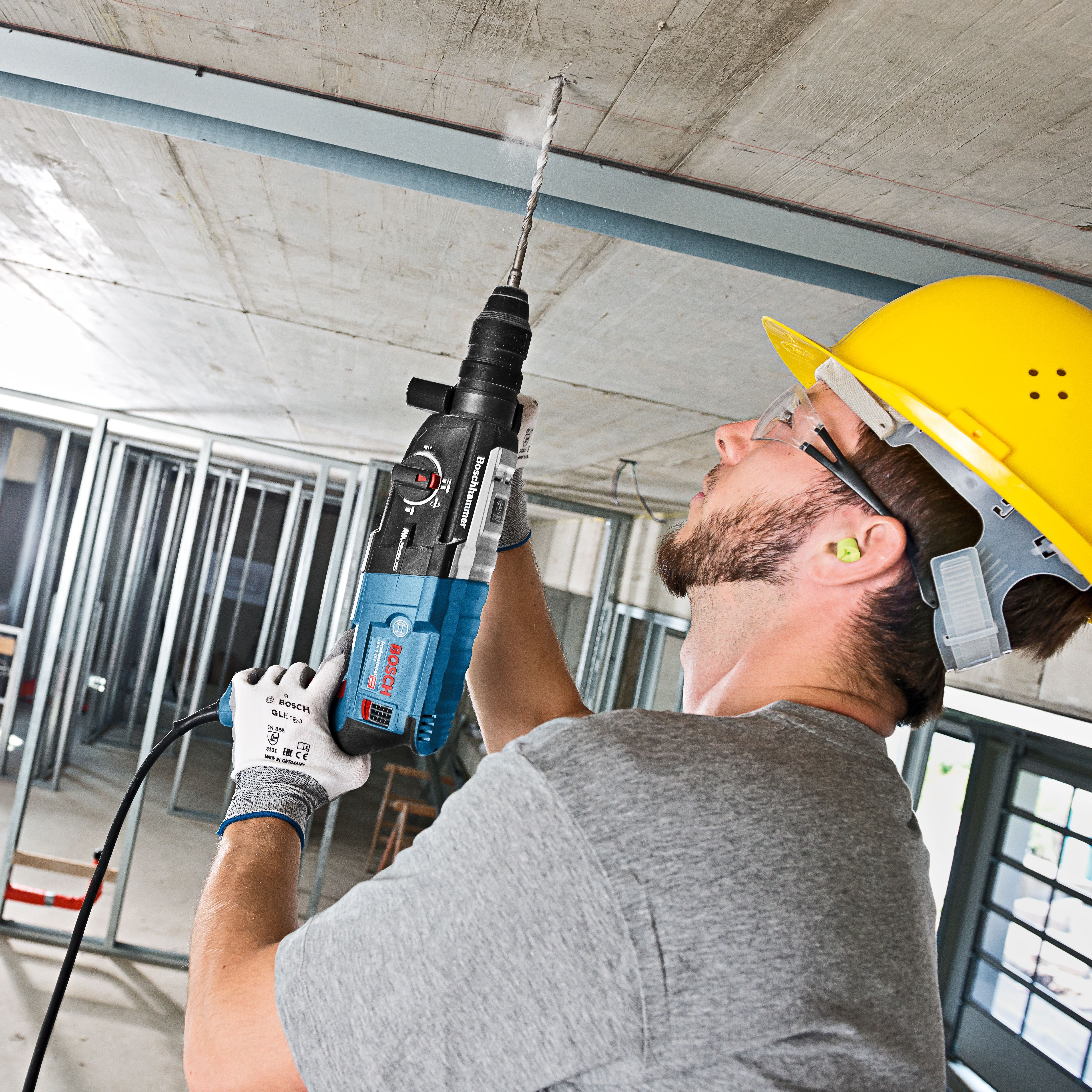 Bosch Professional 240V 880W Corded SDS+ drill GBH 2-28