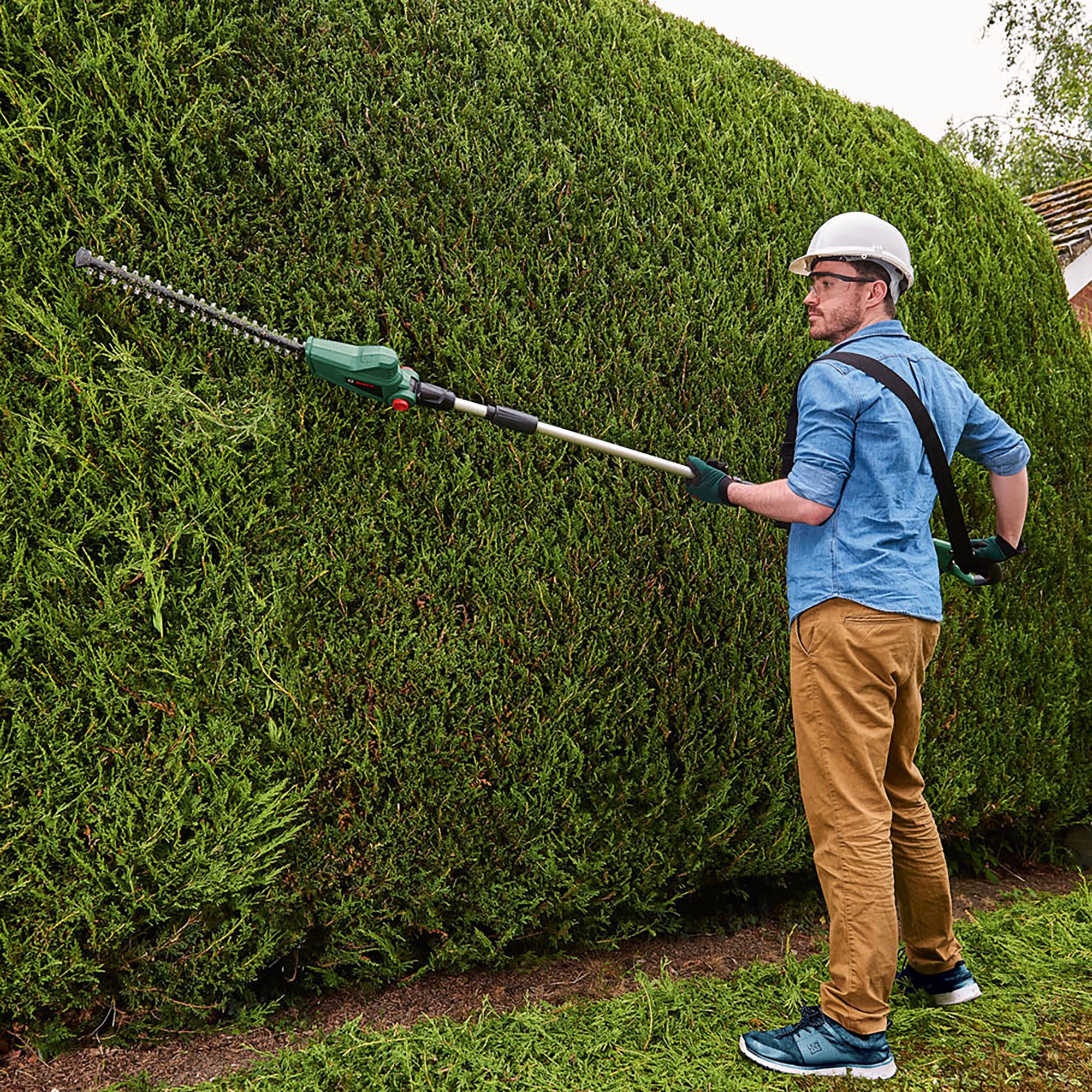 Bosch Universal 18V Cordless 430mm Pole hedge trimmer - BARE