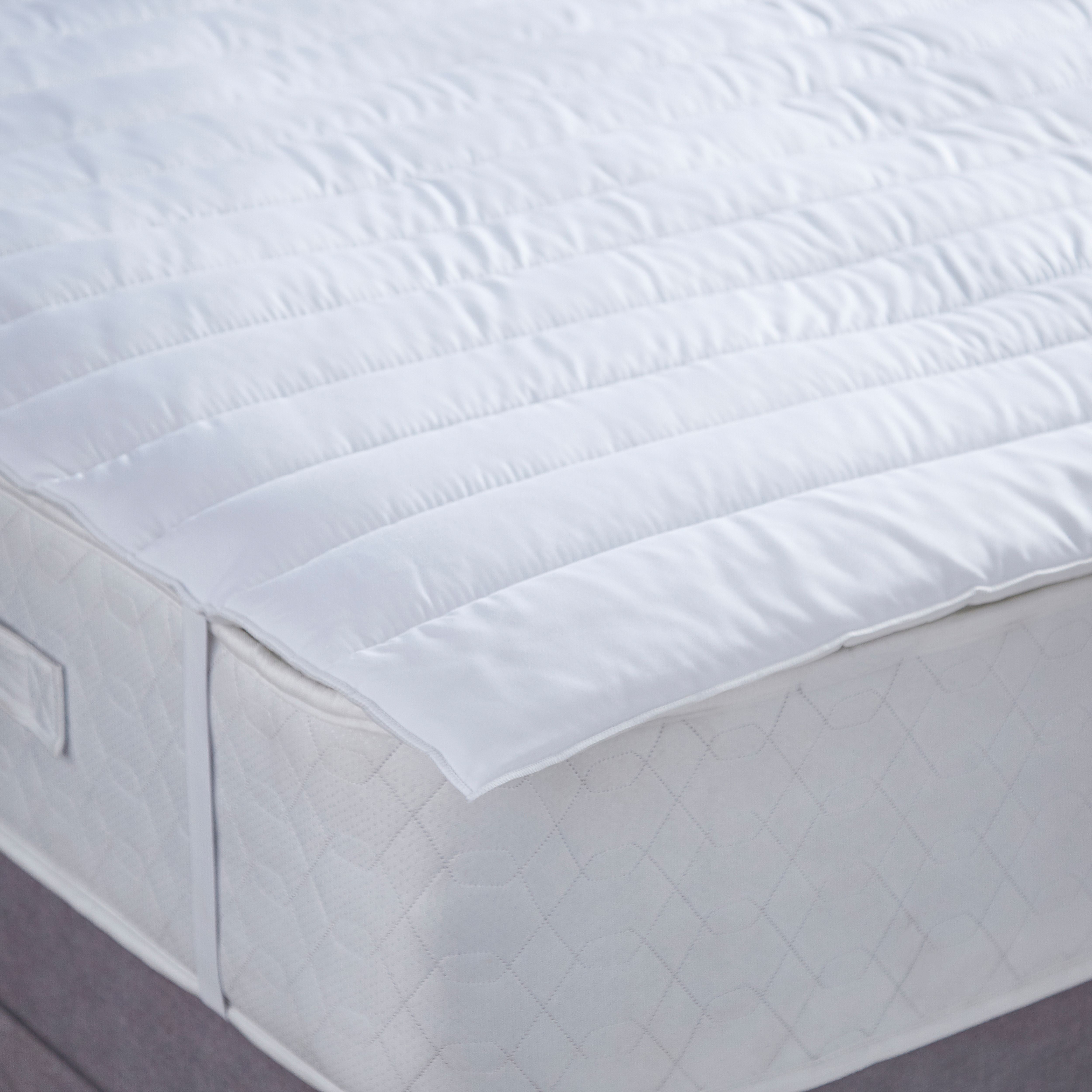 Bounceback White King Mattress topper