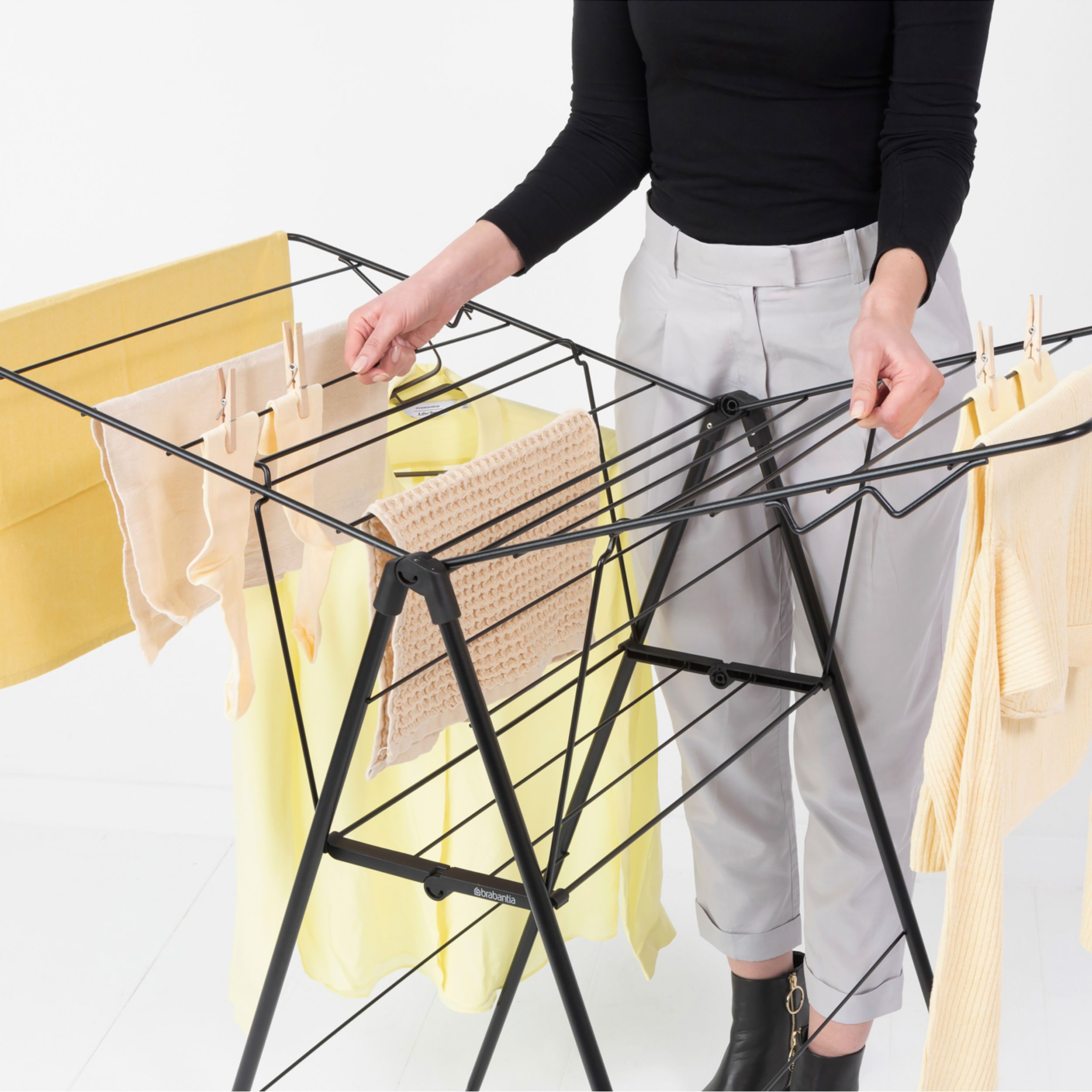 Brabantia Black Foldable Laundry Airer, 15m