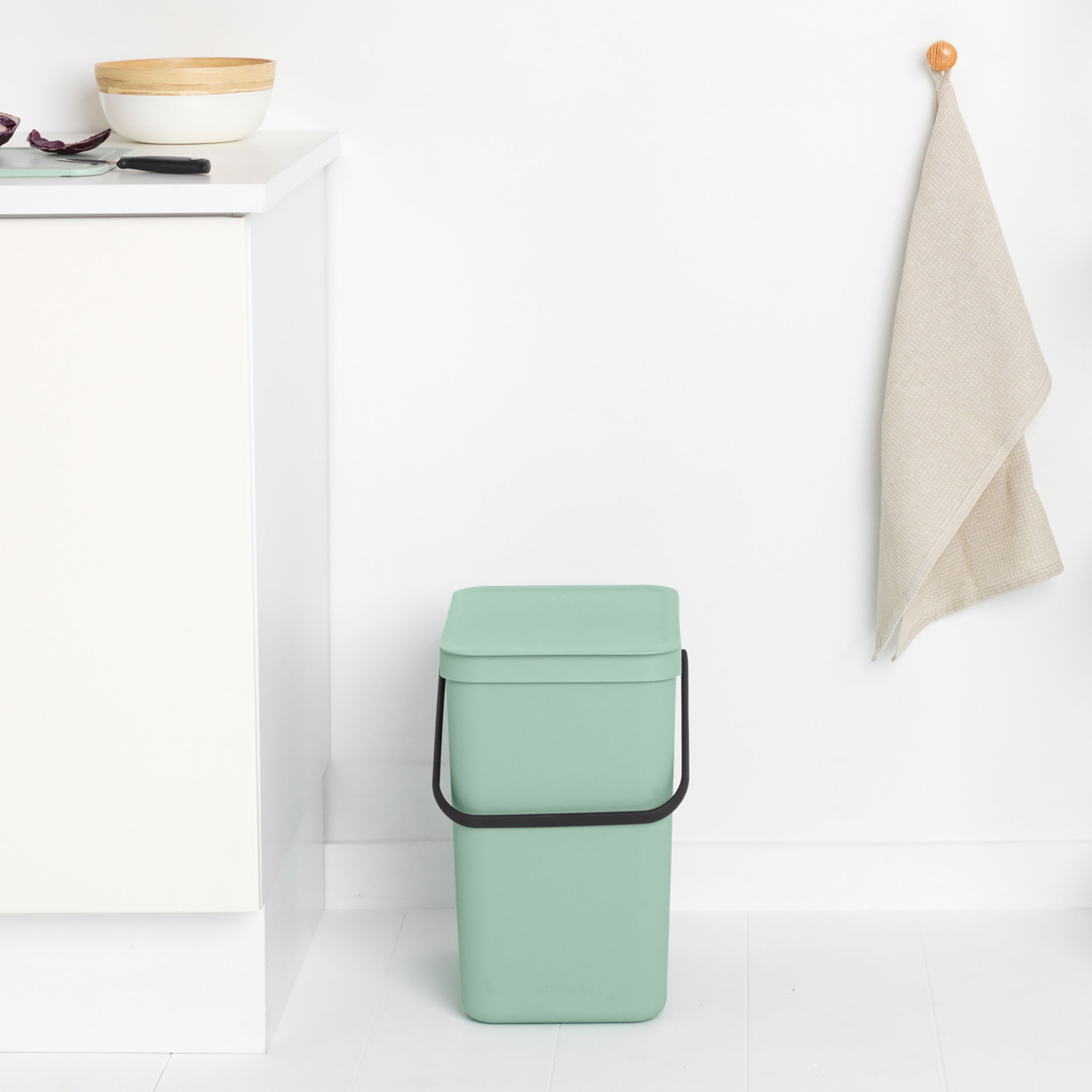 Brabantia Sort & Go Jade Green Recycling bin - 25L
