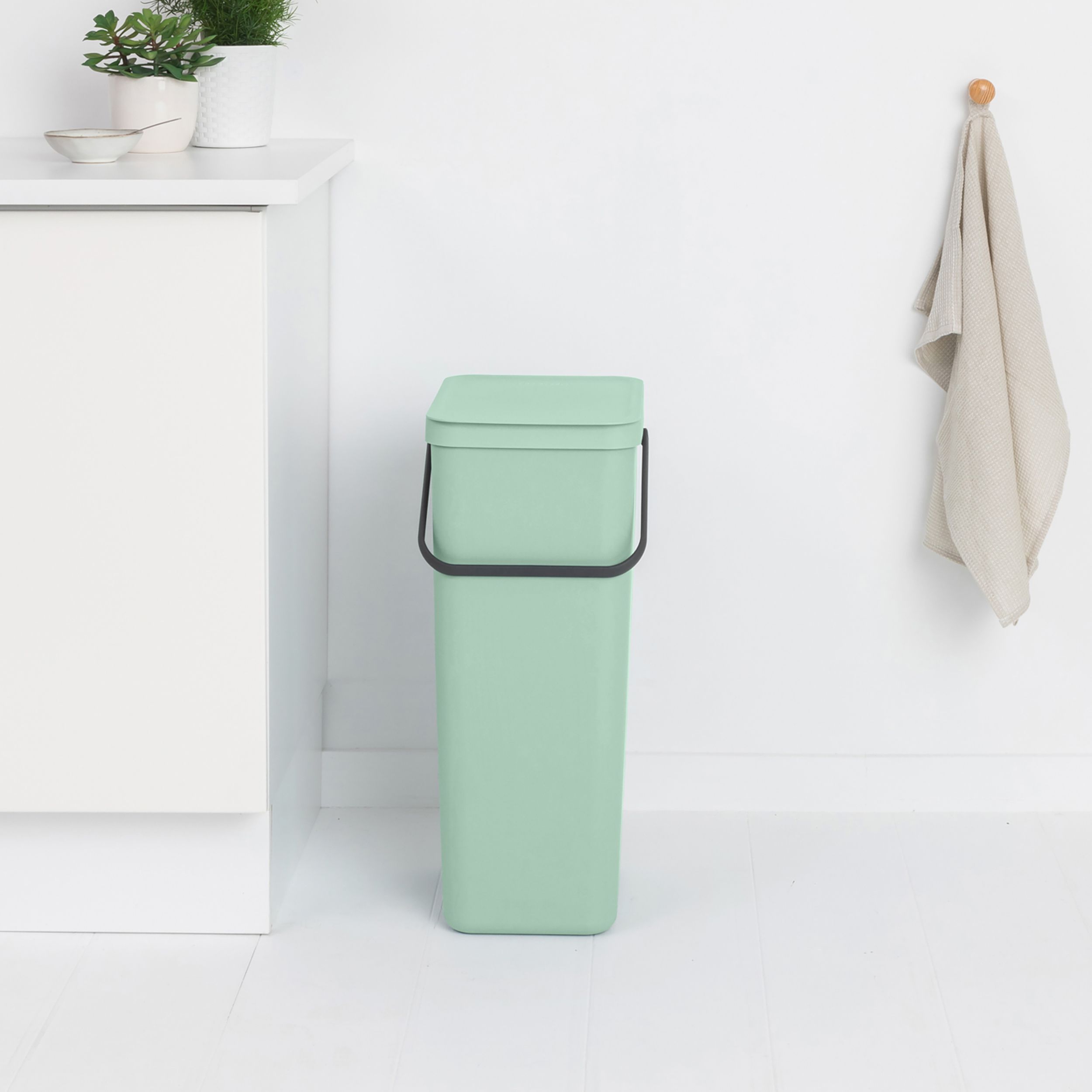 Brabantia Sort & Go Jade Green Recycling bin - 40L