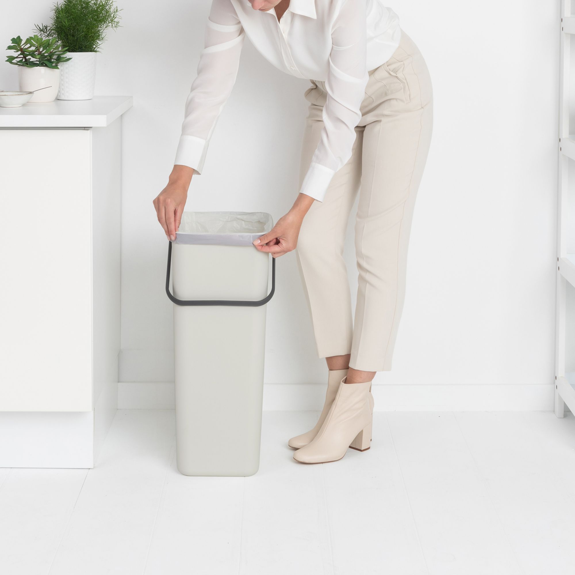 Brabantia Sort & Go Light Grey Recycling bin - 40L