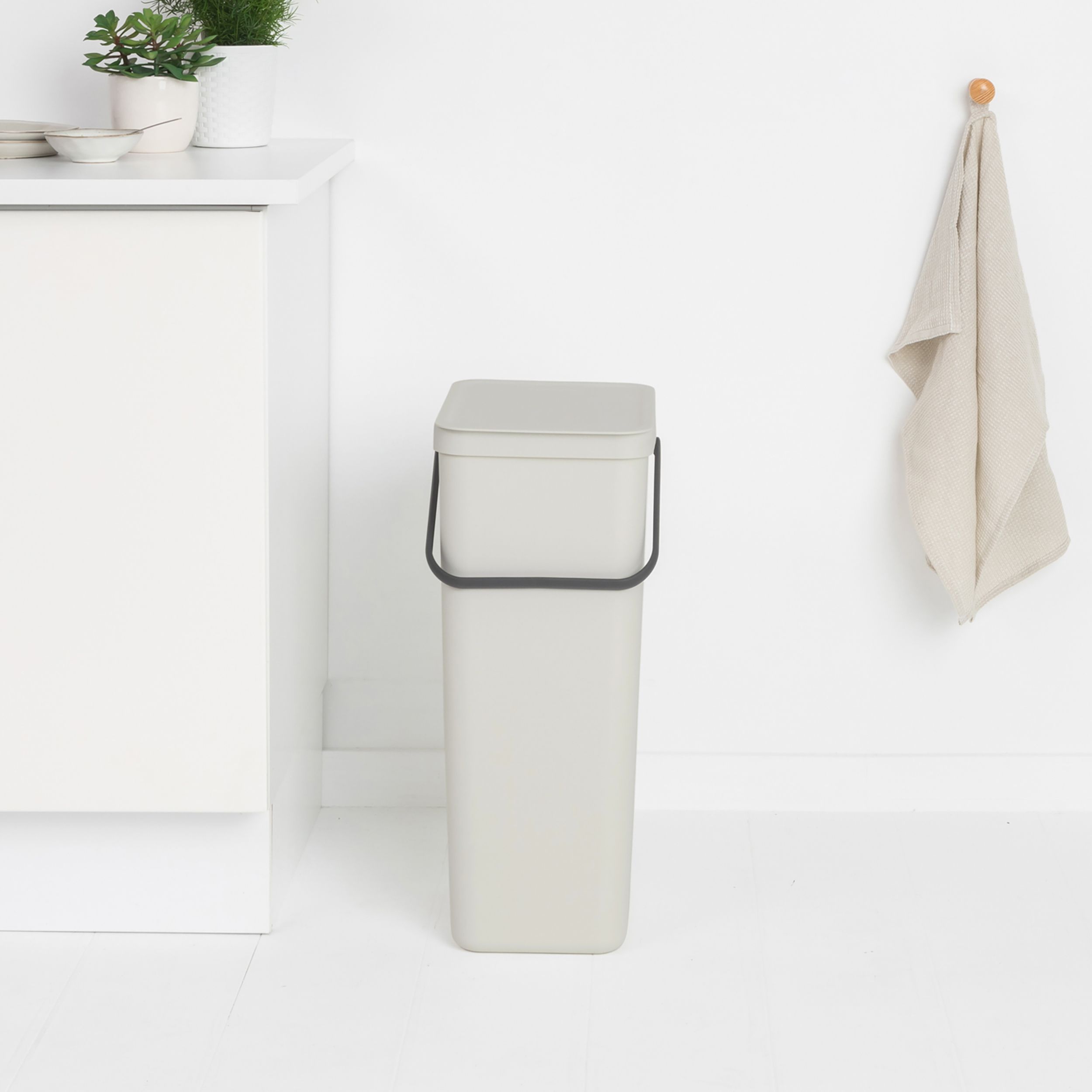Brabantia Sort & Go Light Grey Recycling bin - 40L