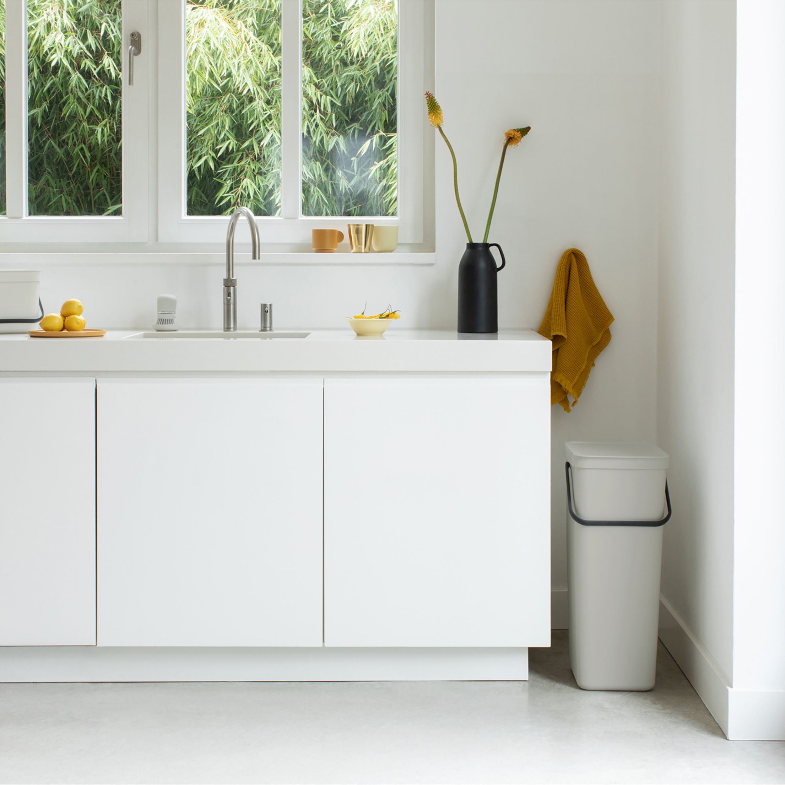 Brabantia Sort & Go Light Grey Recycling bin - 40L