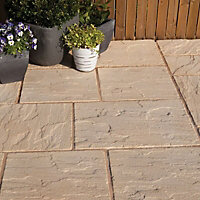 Bradstone Ashbourne Antique cotswold Reconstituted stone Paving set, 9.72m² Pack of 48