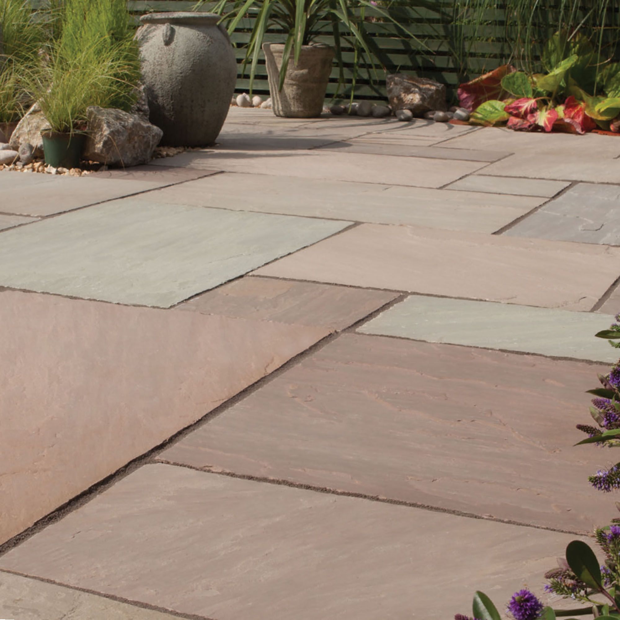 Bradstone Imperial Green Sandstone Paving slab, 15.75m² (L)900mm (W)600mm Pack of 28