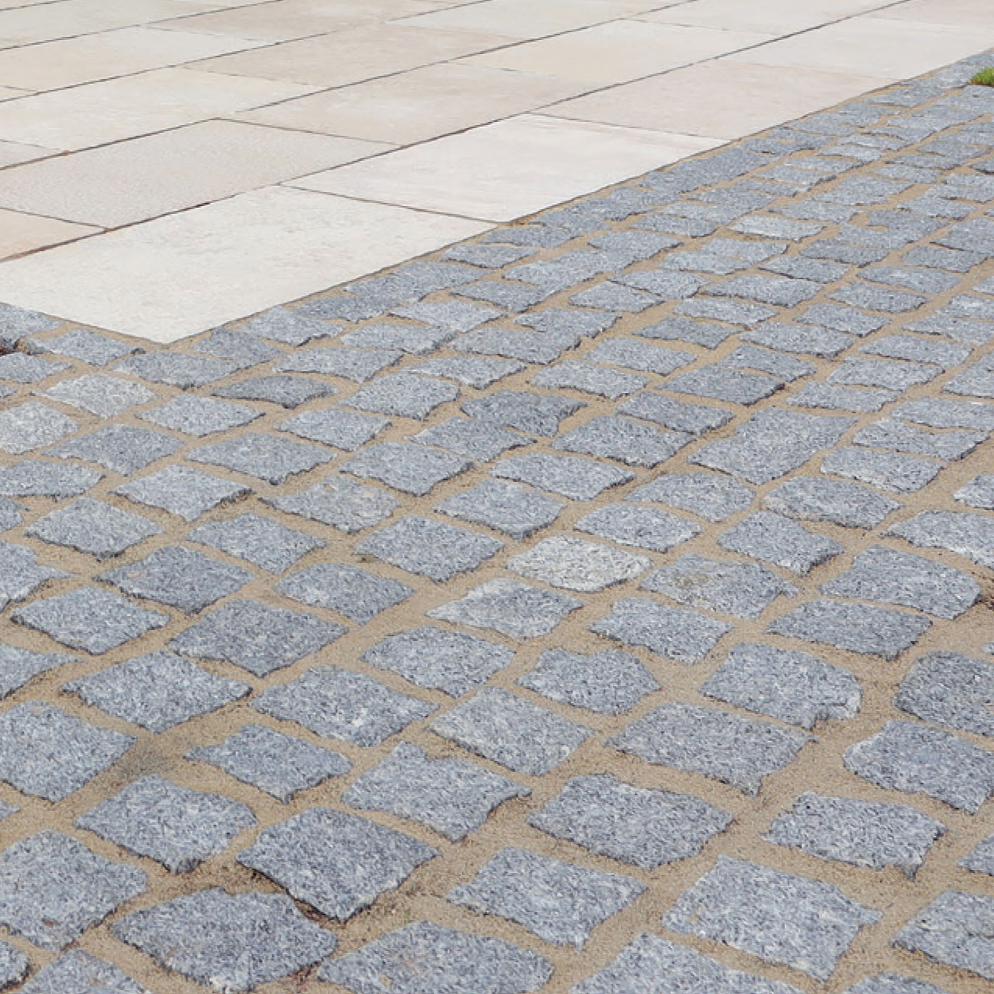Bradstone Natural granite Silver grey Granite Sett, 0.01m² (L)100mm (W)50mm