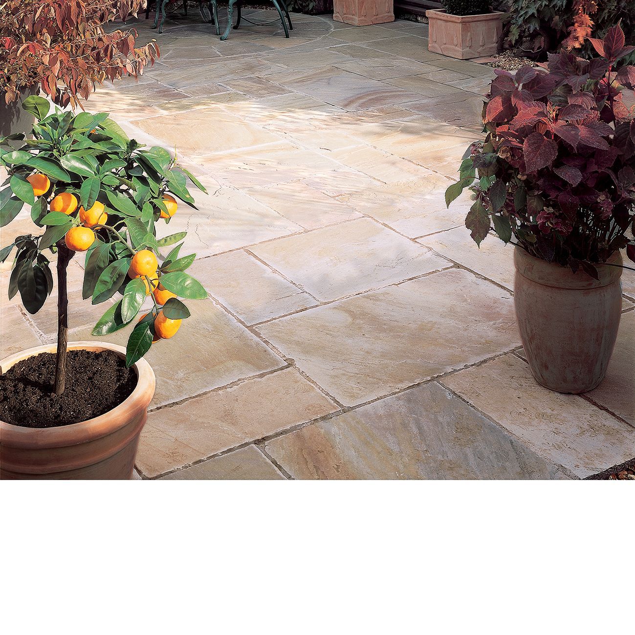 Bradstone Natural sandstone Fossil buff Sandstone Paving set, 15.3m² Pack of 48